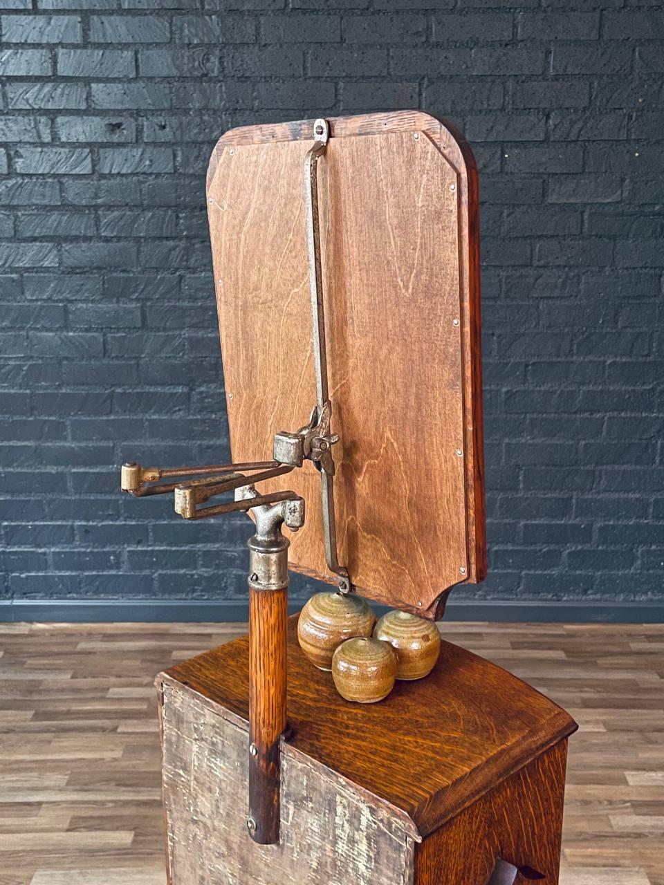 Early 1900s Art Nouveau Style Gentleman’s Shaving Grooming Stand, Tilting Mirror In Good Condition For Sale In Los Angeles, CA