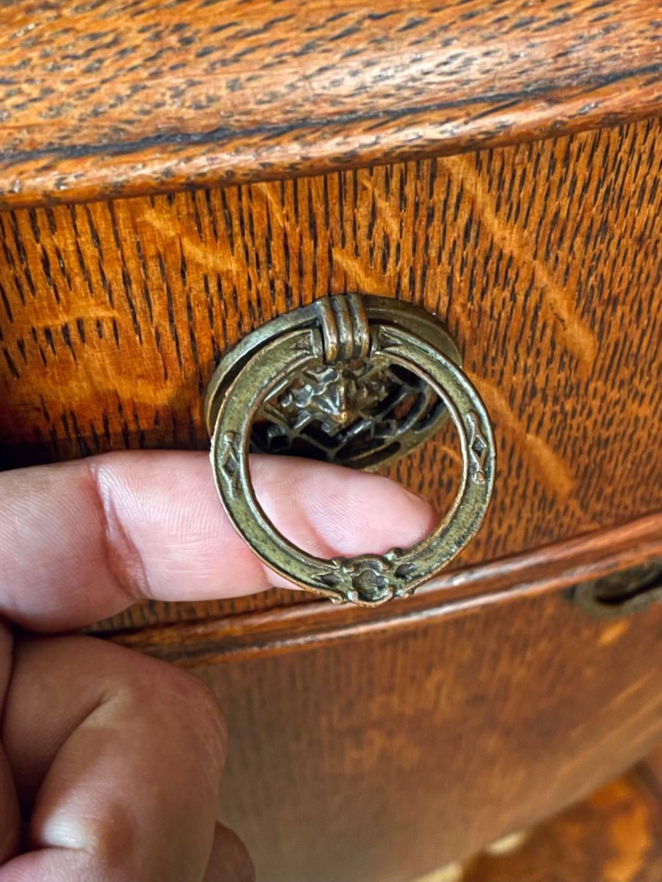 Early 1900s Art Nouveau Style Gentleman’s Shaving Grooming Stand, Tilting Mirror For Sale 3