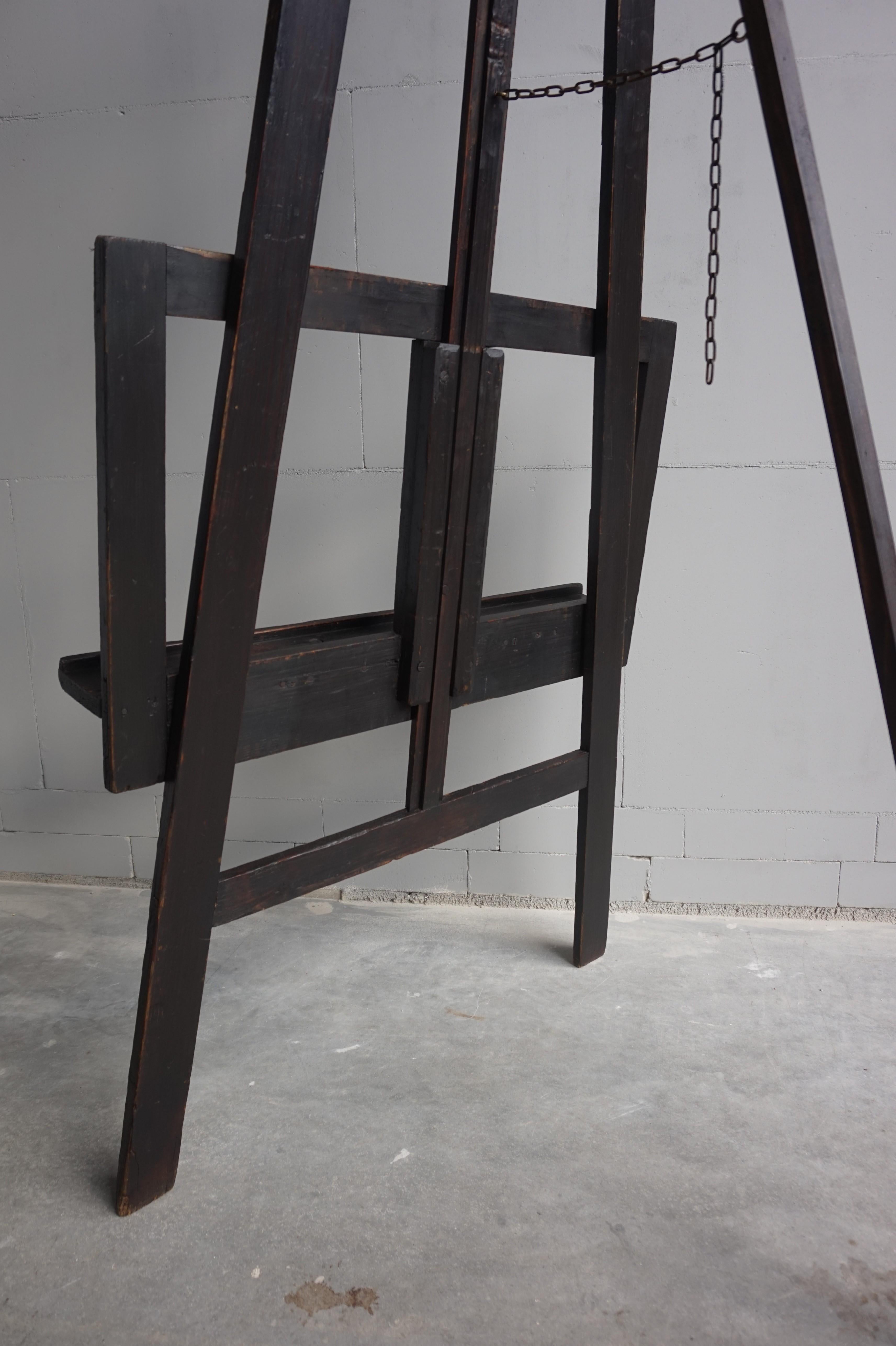 Early 1900s Arts & Crafts Era, Ebonized Wooden Studio Easel or Painting Stand 1
