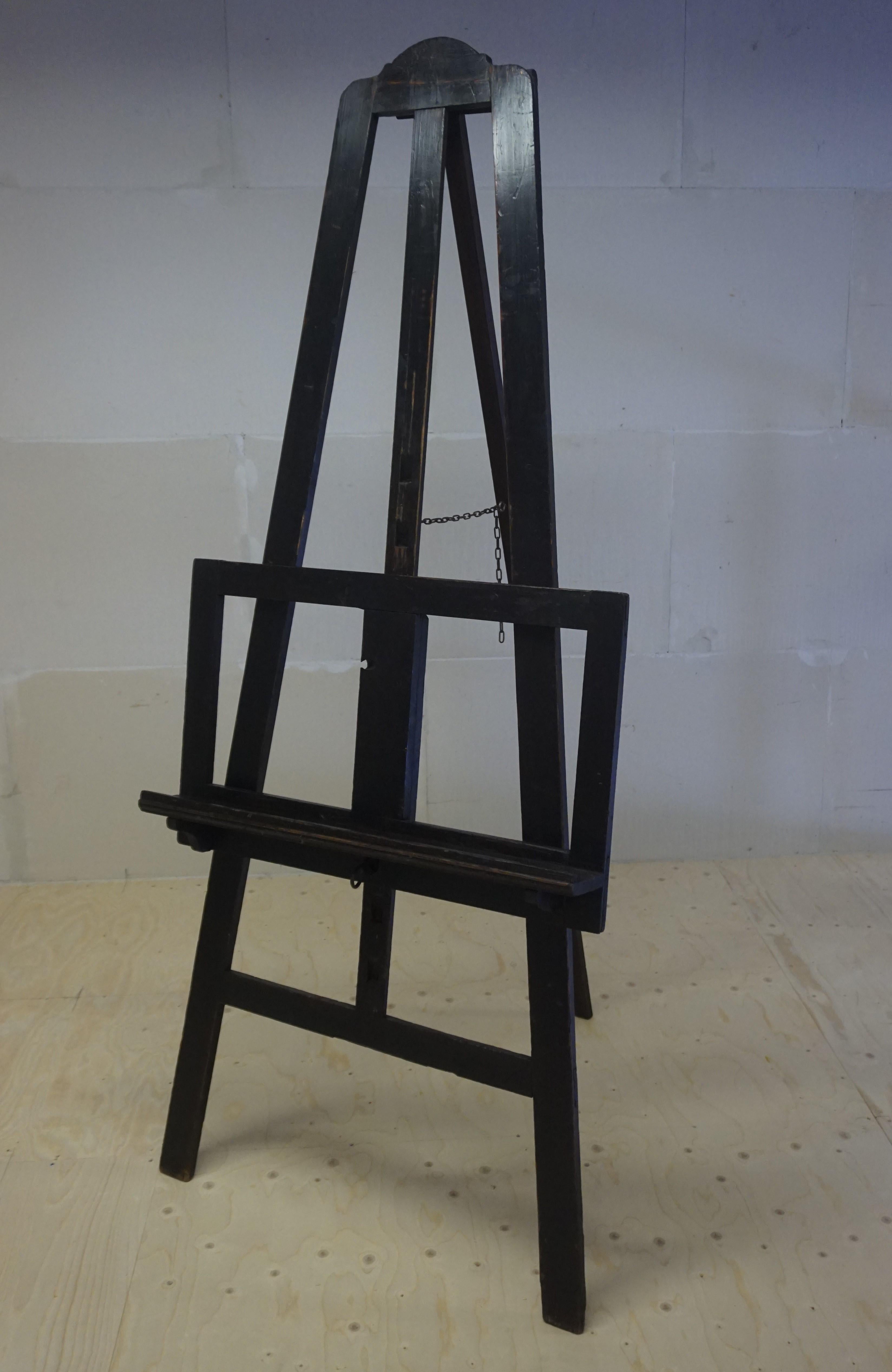 European Early 1900s Arts & Crafts Era, Ebonized Wooden Studio Easel or Painting Stand