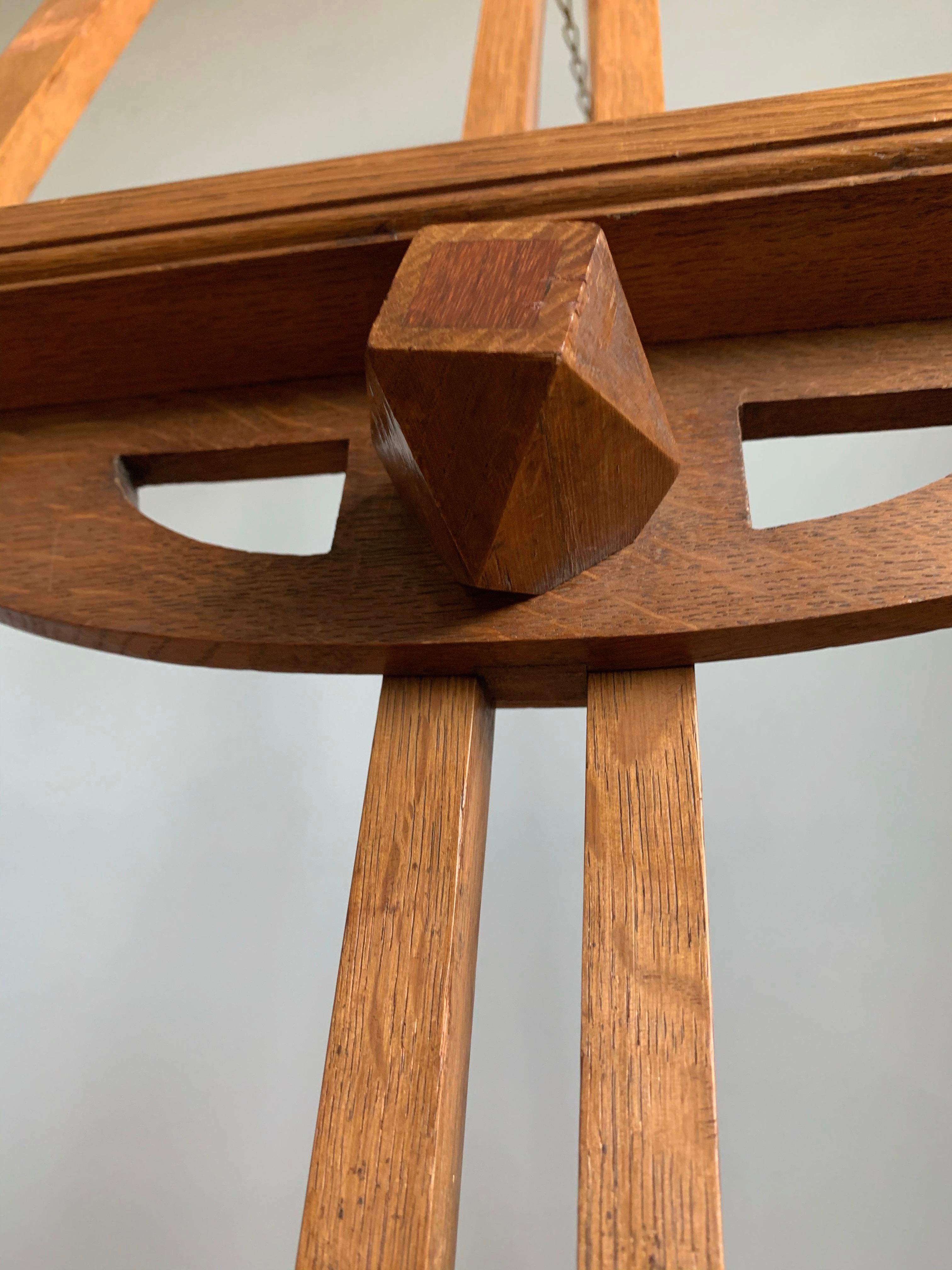 Early 1900s Arts & Crafts Gallery Display Stand / Artist's Studio Floor Easel In Excellent Condition In Lisse, NL