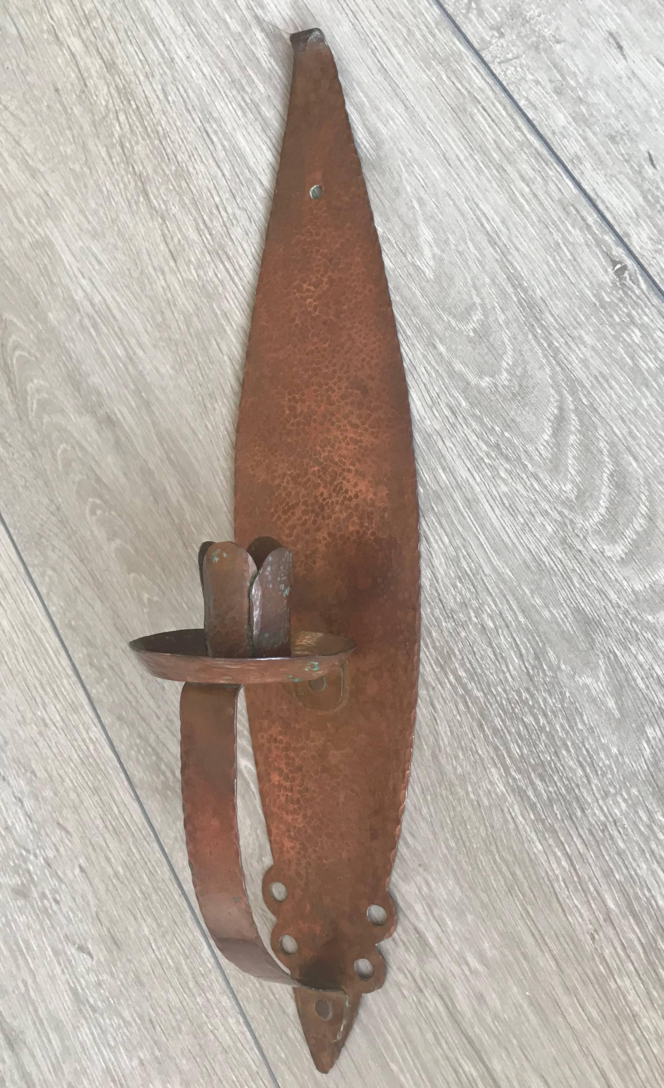 Frühe 1900er Jahre Arts & Crafts Hand-gehämmert Kupfer Kerzenhalter Wandleuchter 4