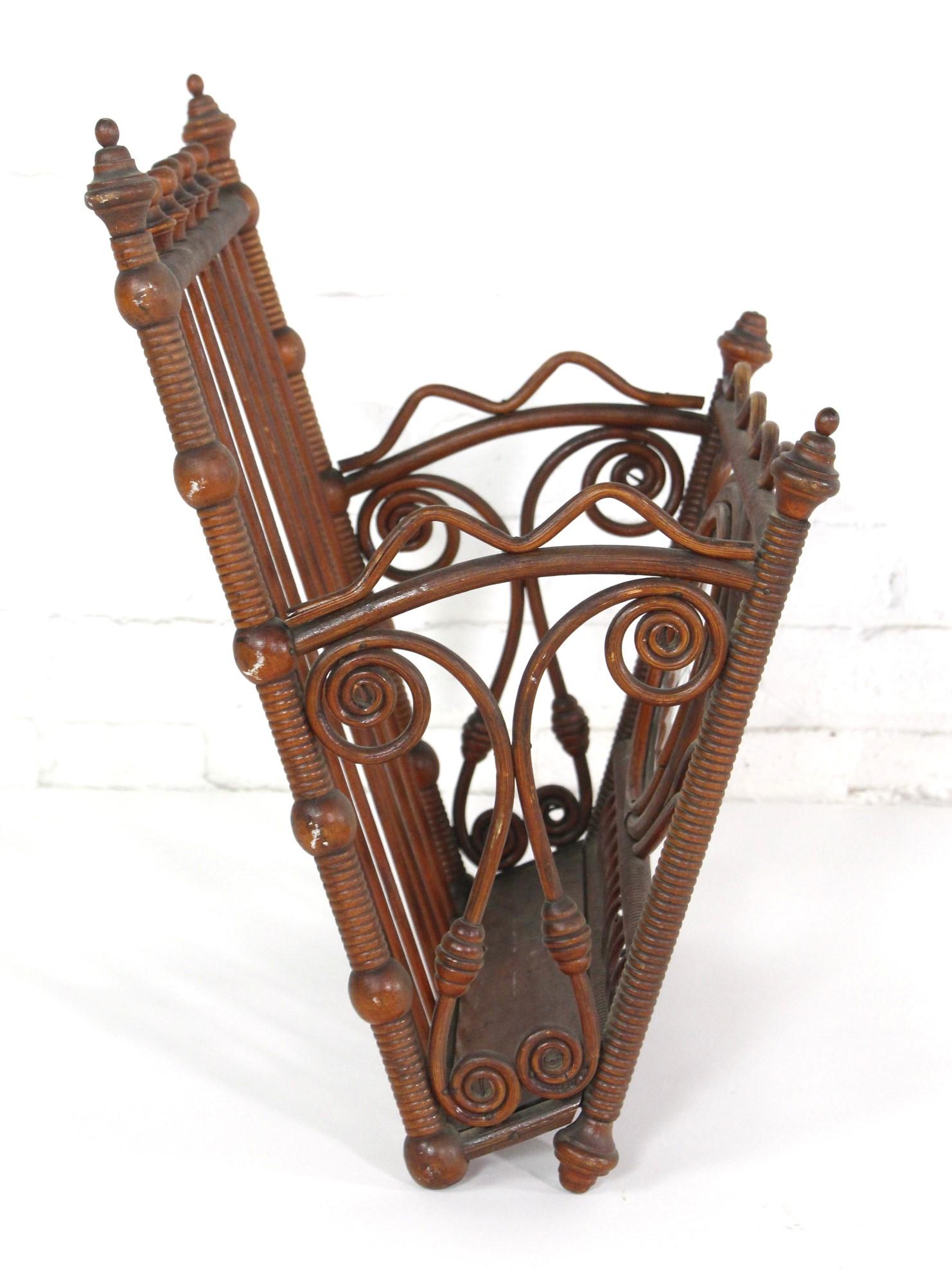 Early 1900s Bentwood Wicker Magazine Rack Etched Glass Motif with Copper Wheel For Sale 4