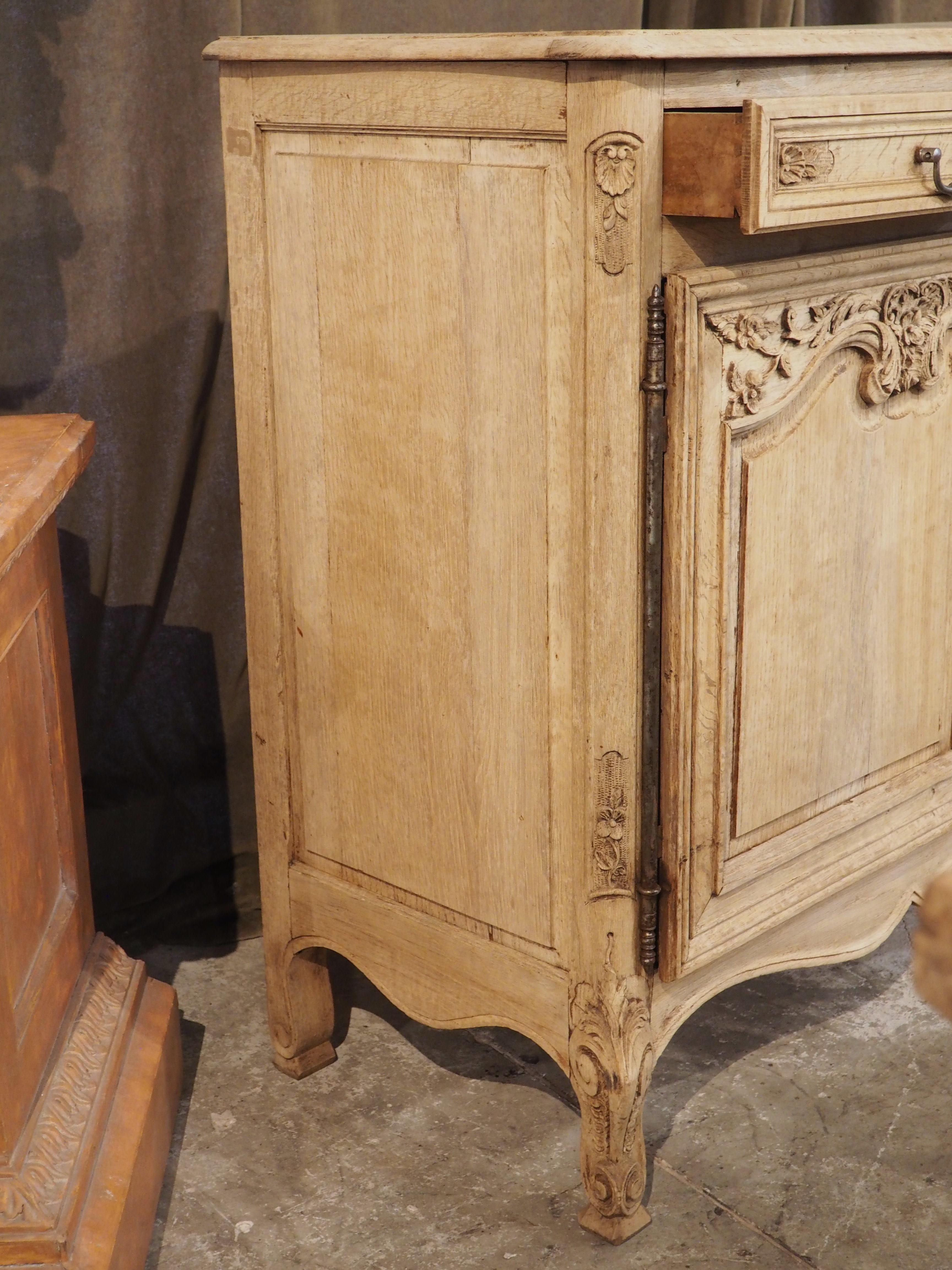 Early 1900s Bleached Oak Louis XV Style Enfilade from France 14
