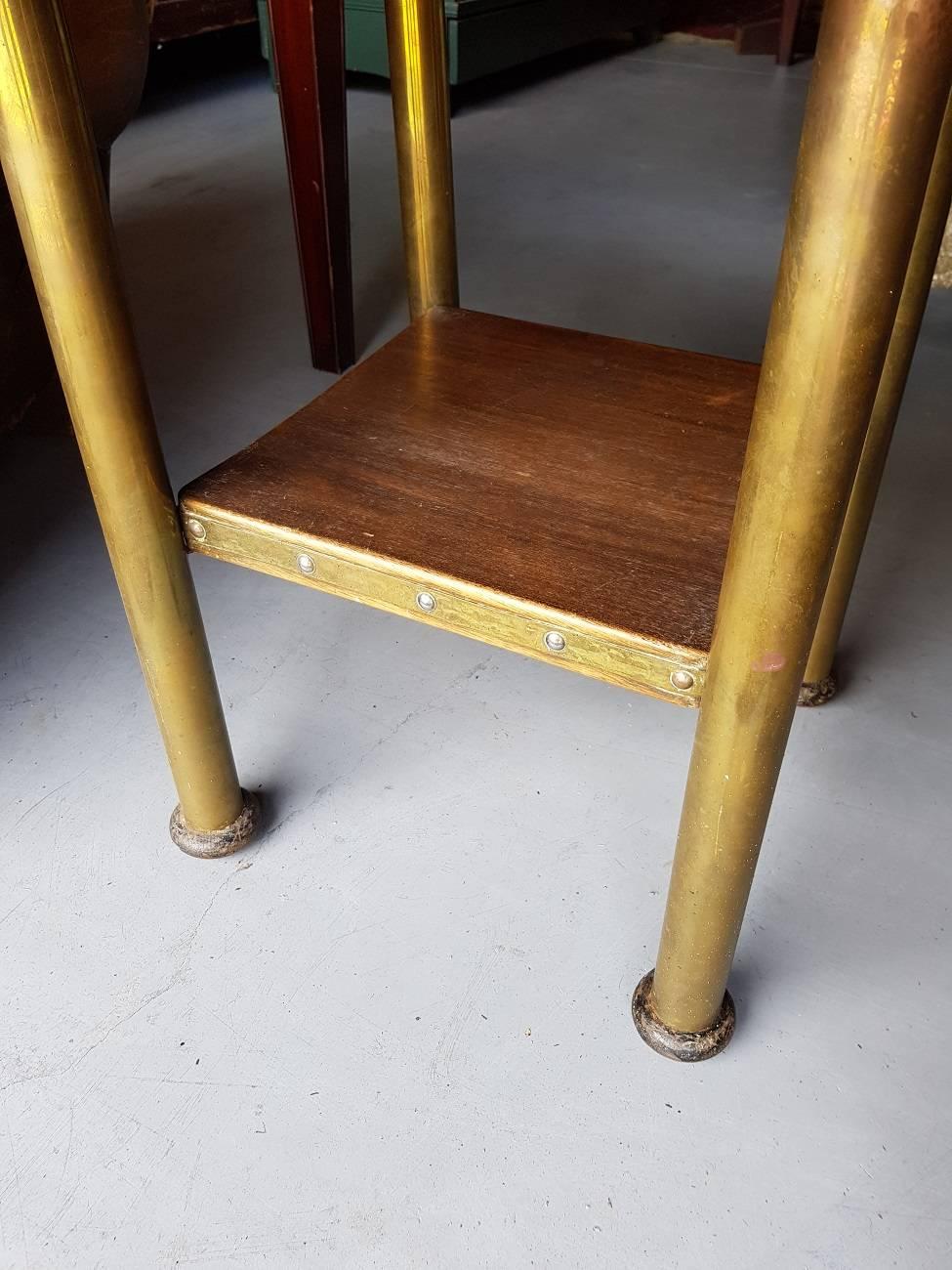 Early 1900s Brass Smoker or Cocktail Table In Excellent Condition For Sale In Raalte, NL