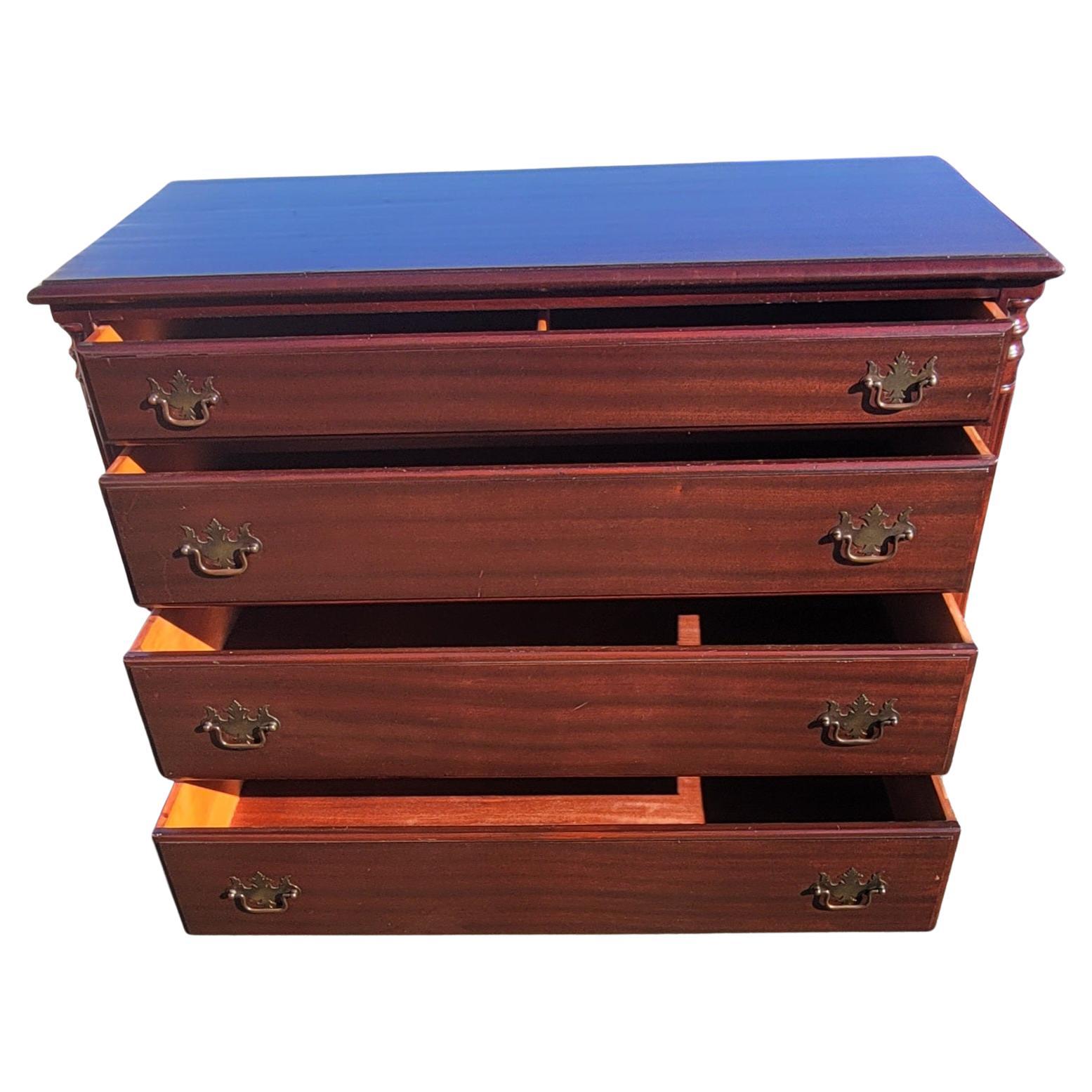 Early 1900's Chippendale Mahogany Four-Drawer Commode Chest of Drawers In Good Condition For Sale In Germantown, MD