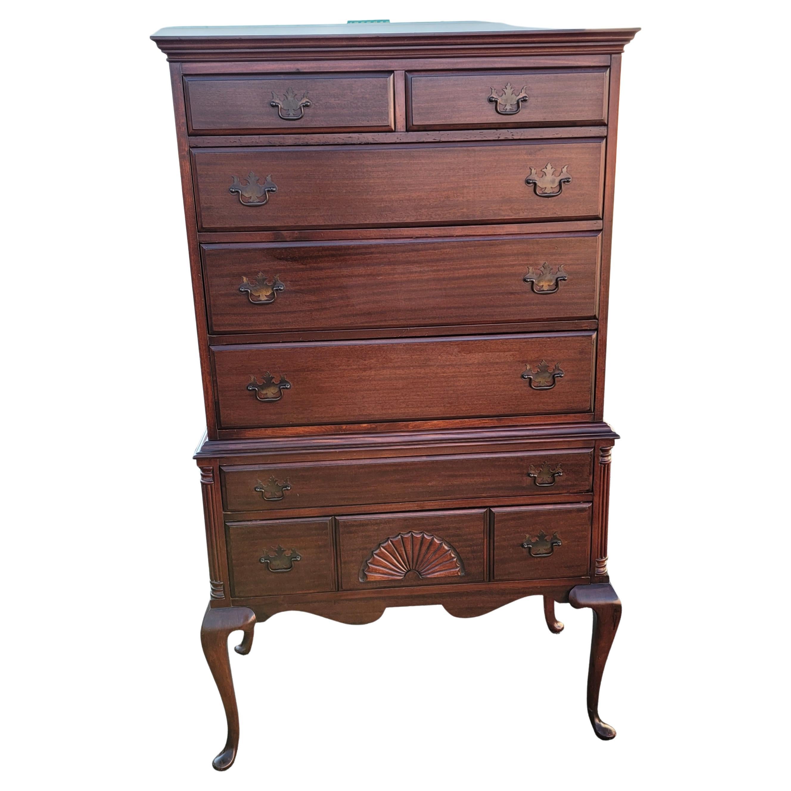 Early 1900's Chippendale Mahogany Four-Drawer Commode Chest of Drawers For Sale 3