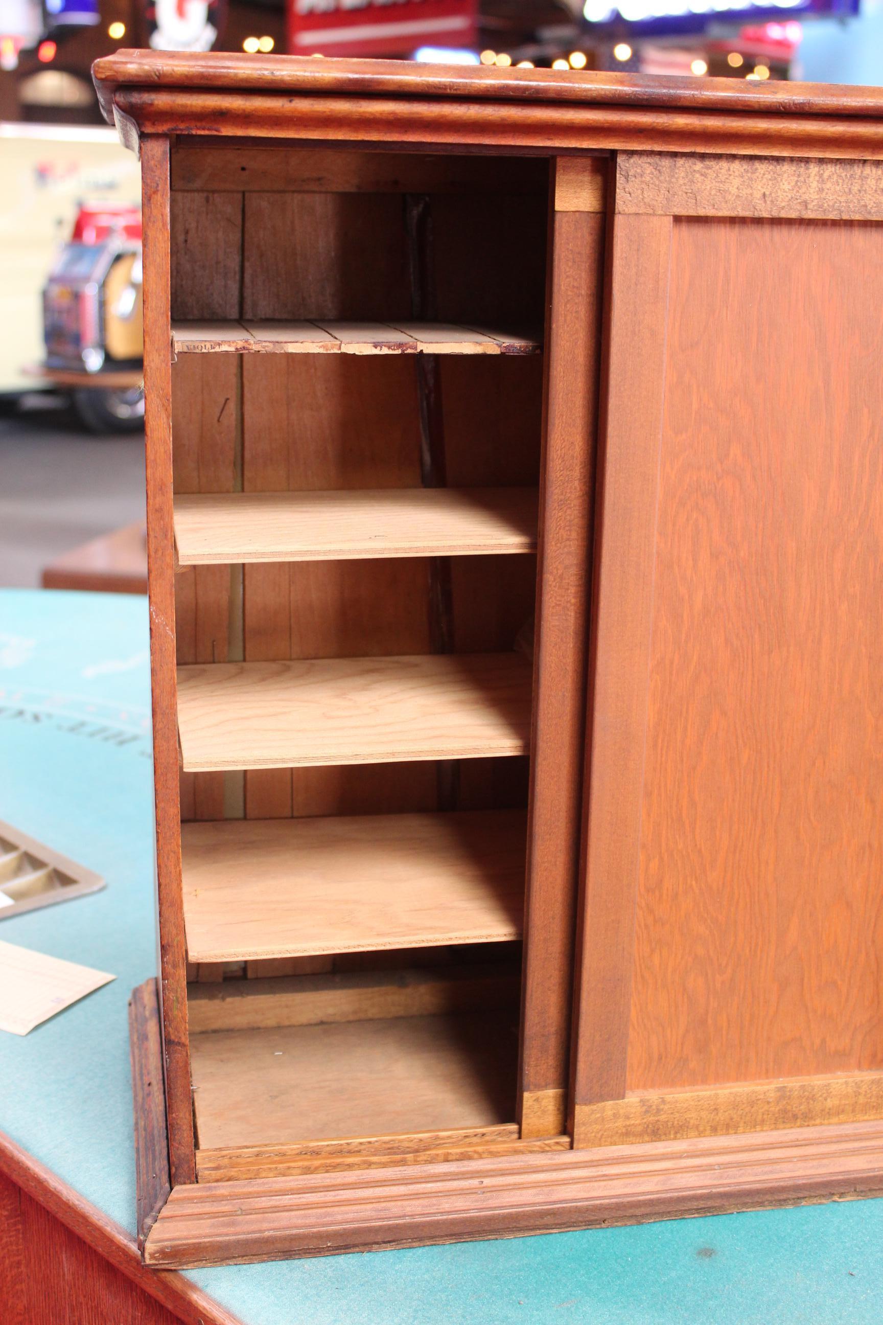 Early 1900s Diamond Dyes 'Baby' Lithograph Display Cabinet For Sale 8