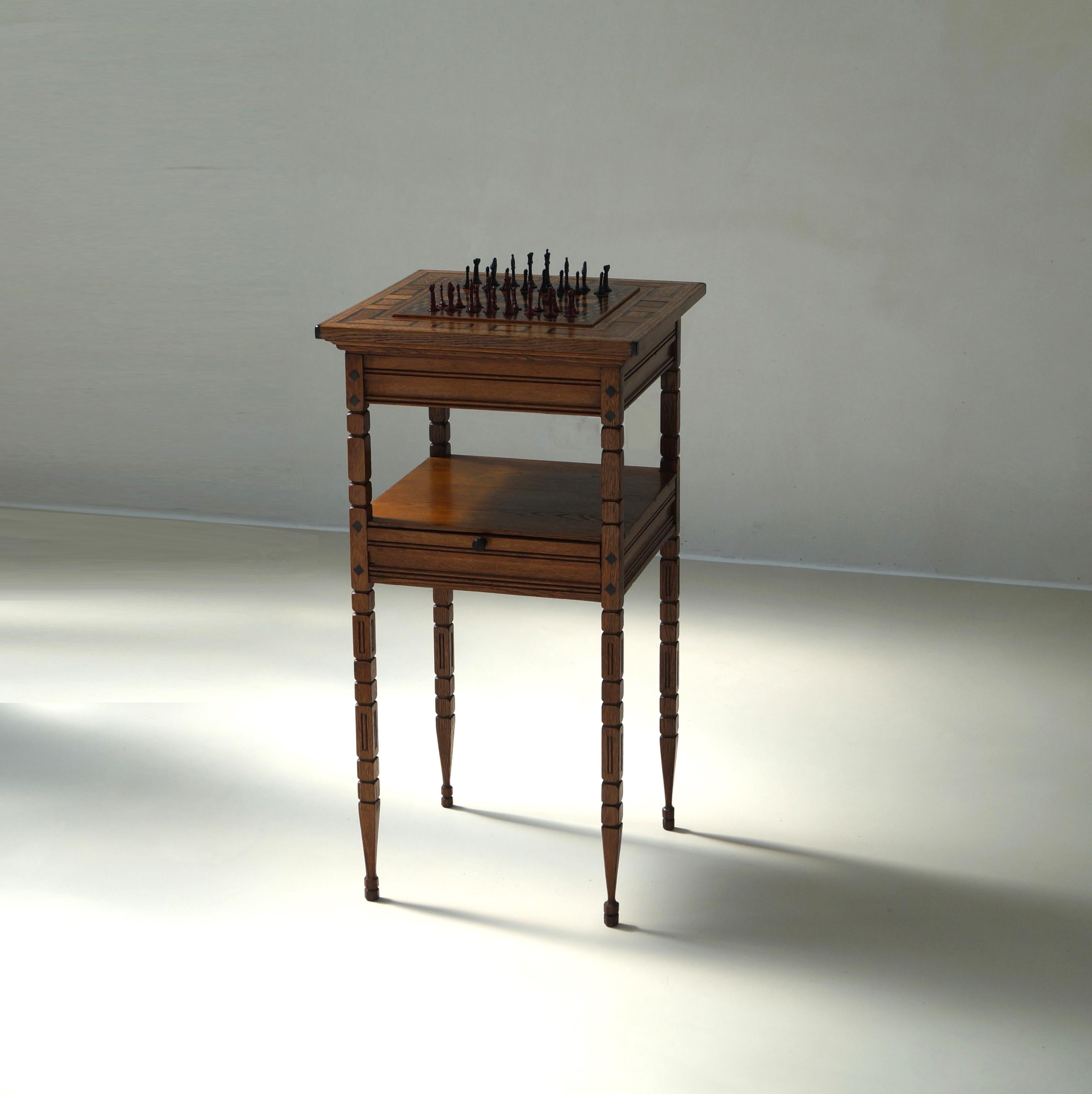 Niederländischer 'Nieuwe Kunst'-Schachtisch, Satz von 33 Stück, Anfang 1900 2