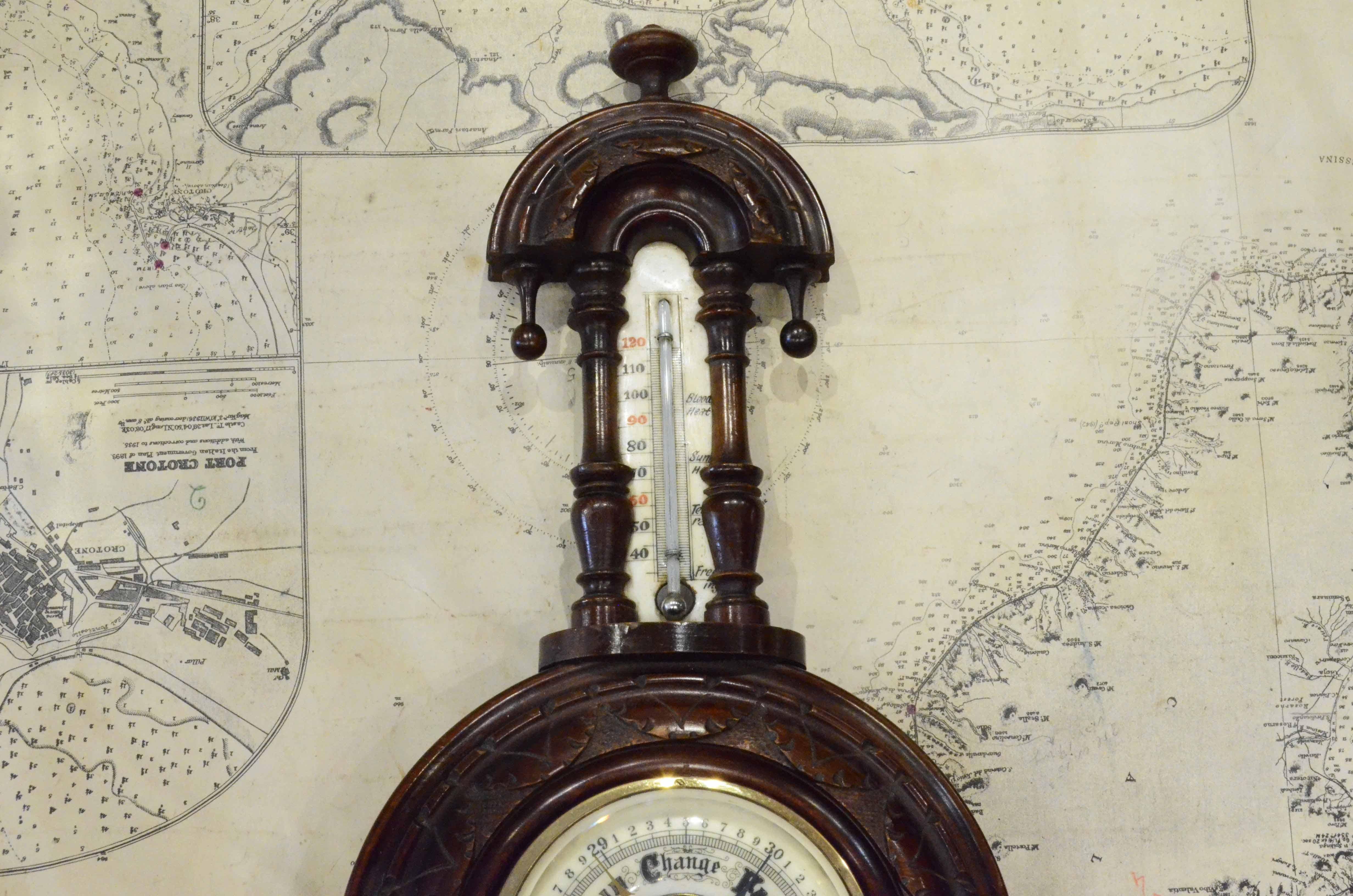 Early 1900s English Antique Aneroid Wood Carved Barometer and Thermometer In Good Condition In Milan, IT