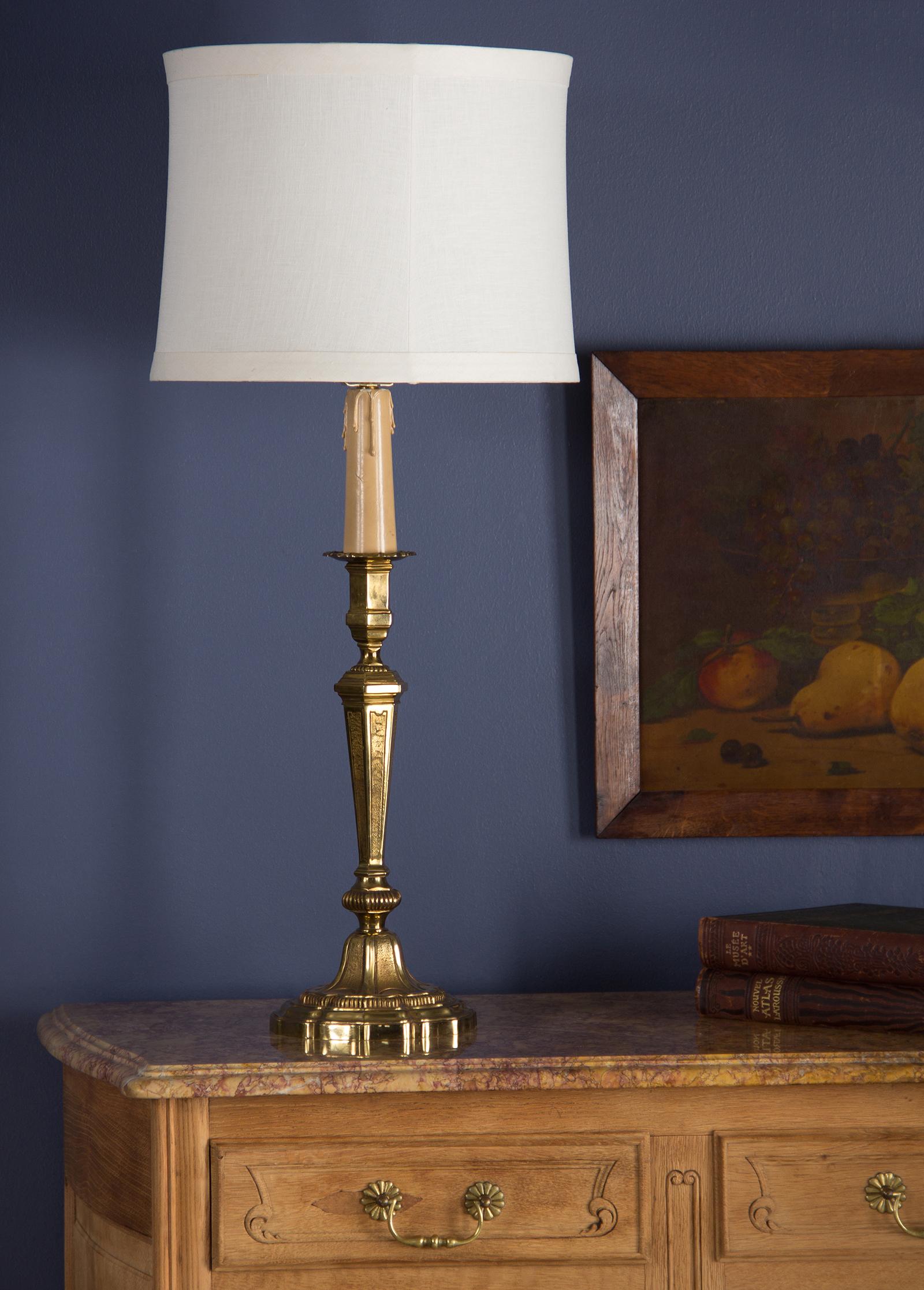 Early 1900s French Brass Table Lamp In Good Condition For Sale In Austin, TX
