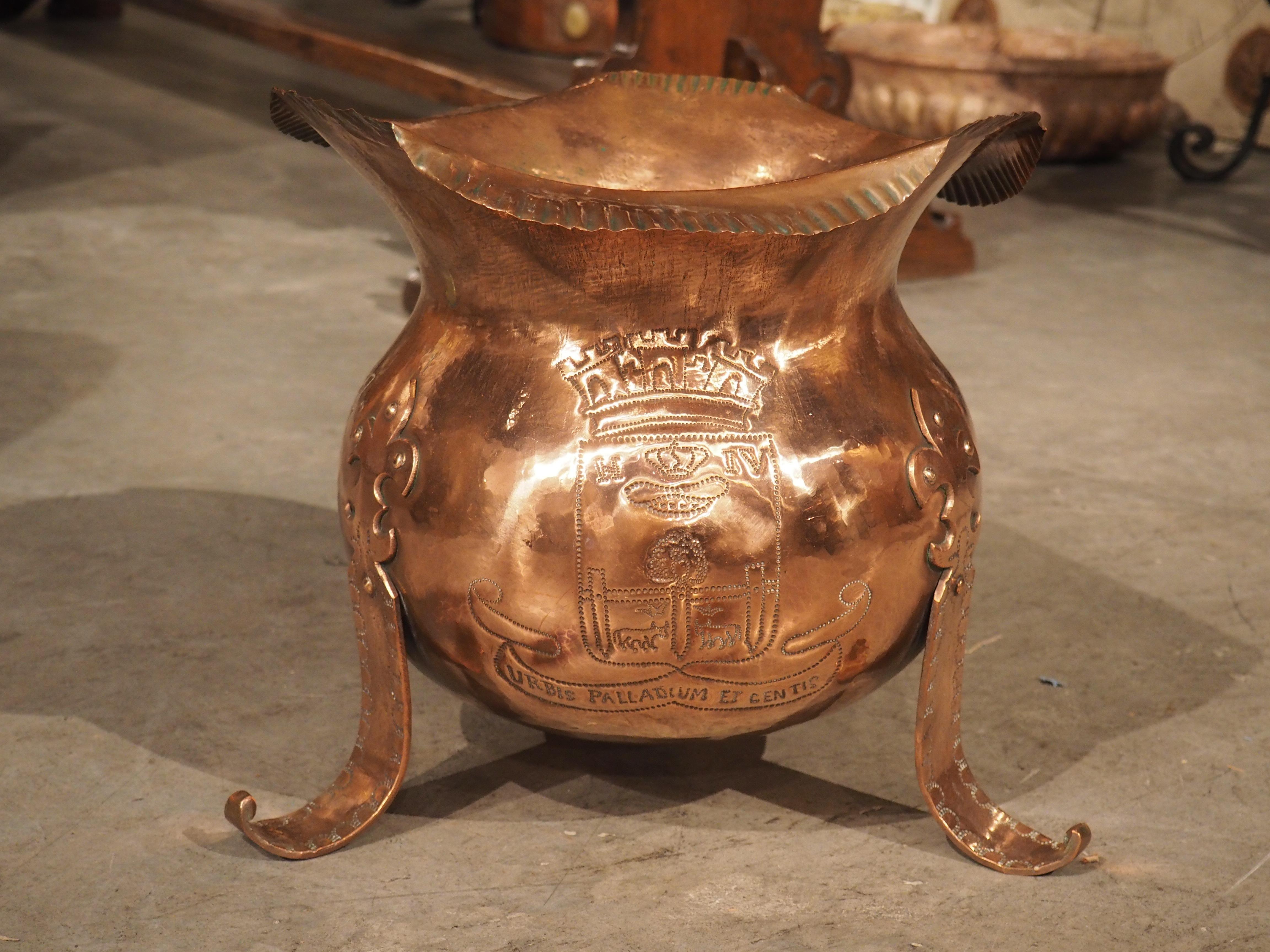 Early 1900s French Copper Cachepot Jardiniere with Scalloped Rim For Sale 7