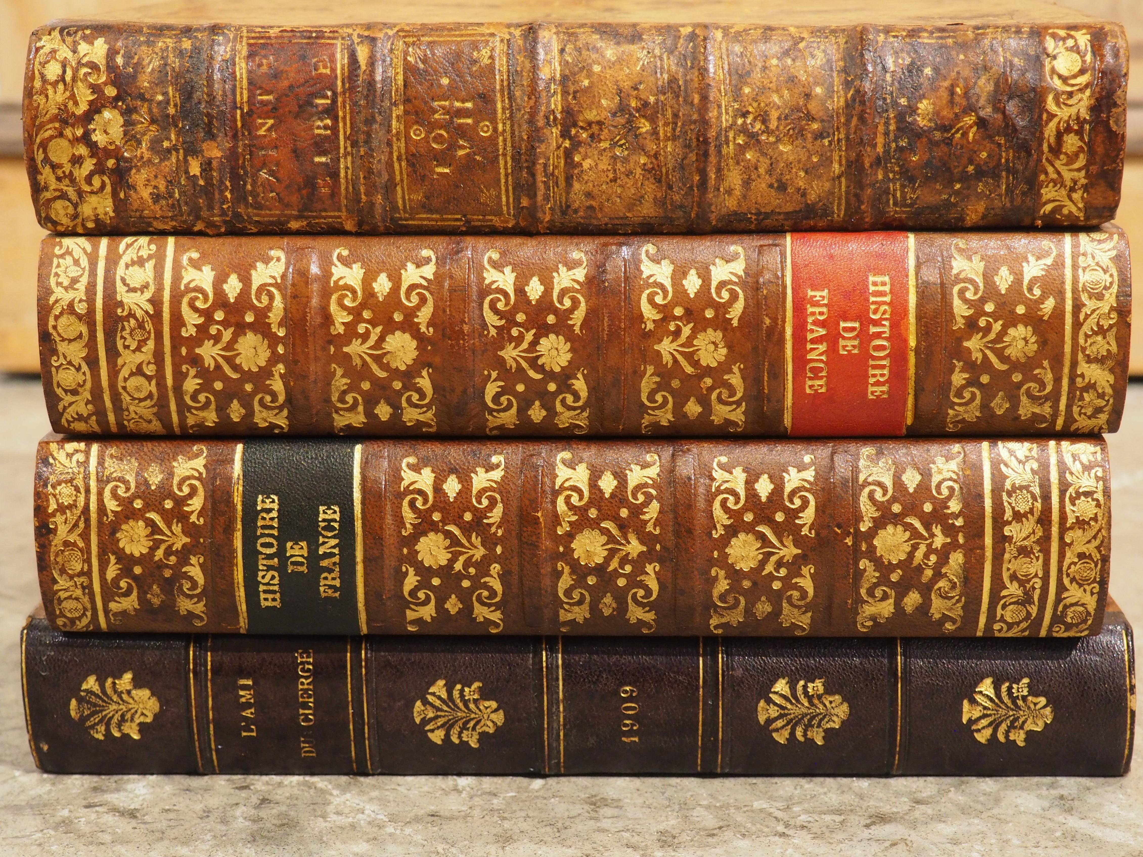 Early 1900s French Leather Faux Book Stack Cave a Liqueur 7