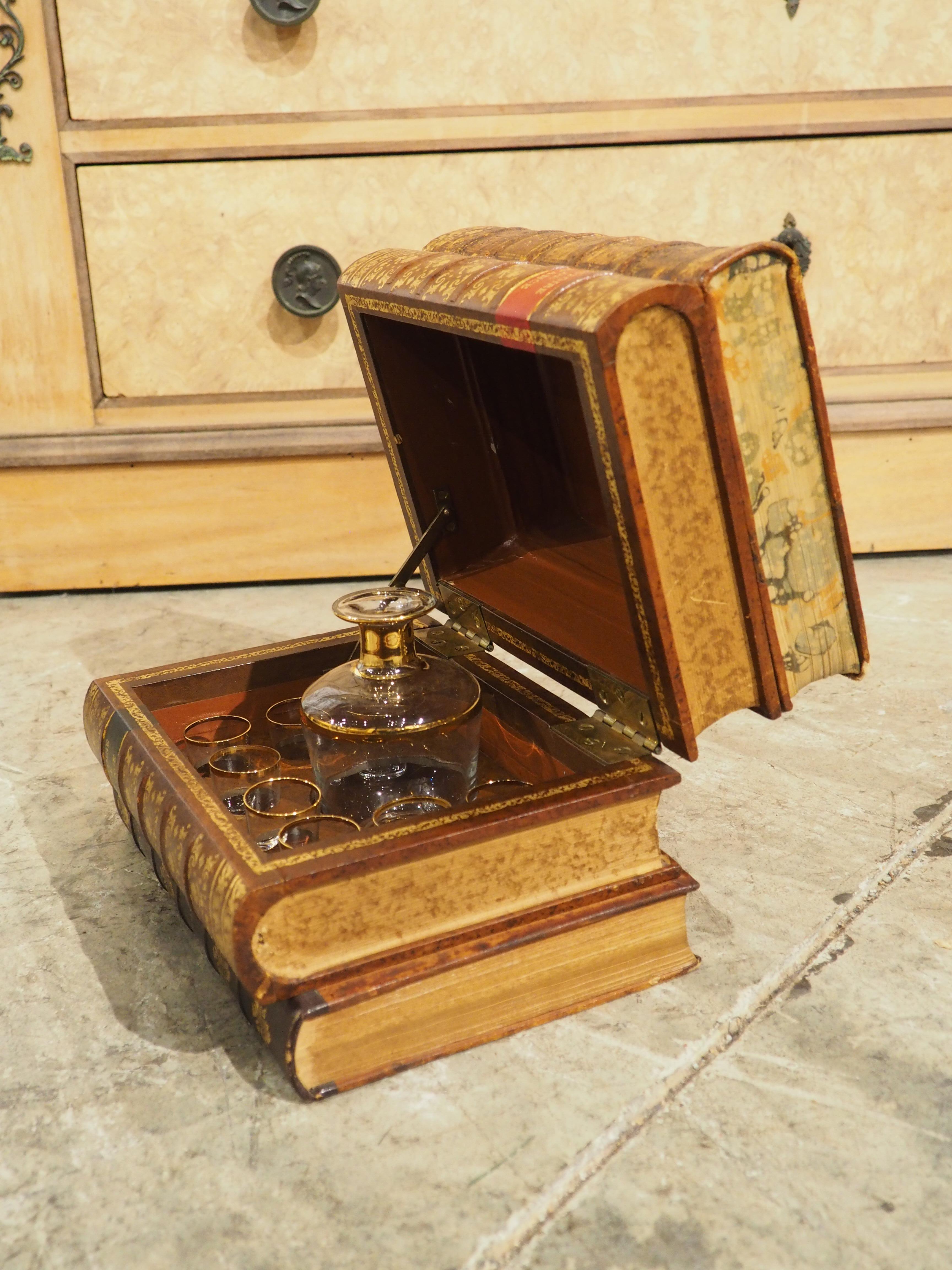 Early 1900s French Leather Faux Book Stack Cave a Liqueur 3