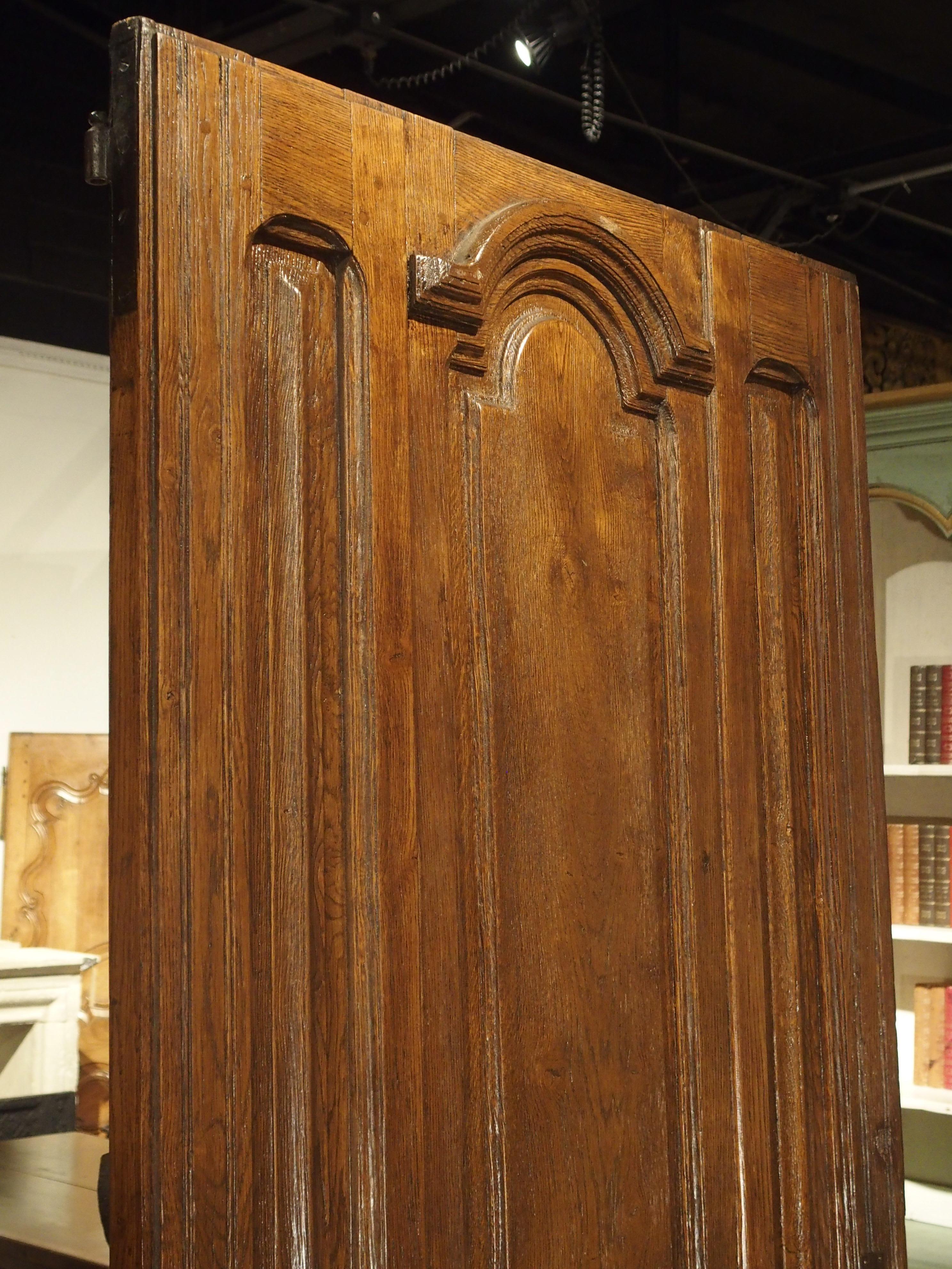 Carved Early 1900s French Louis XIV Style Oak Entry Door