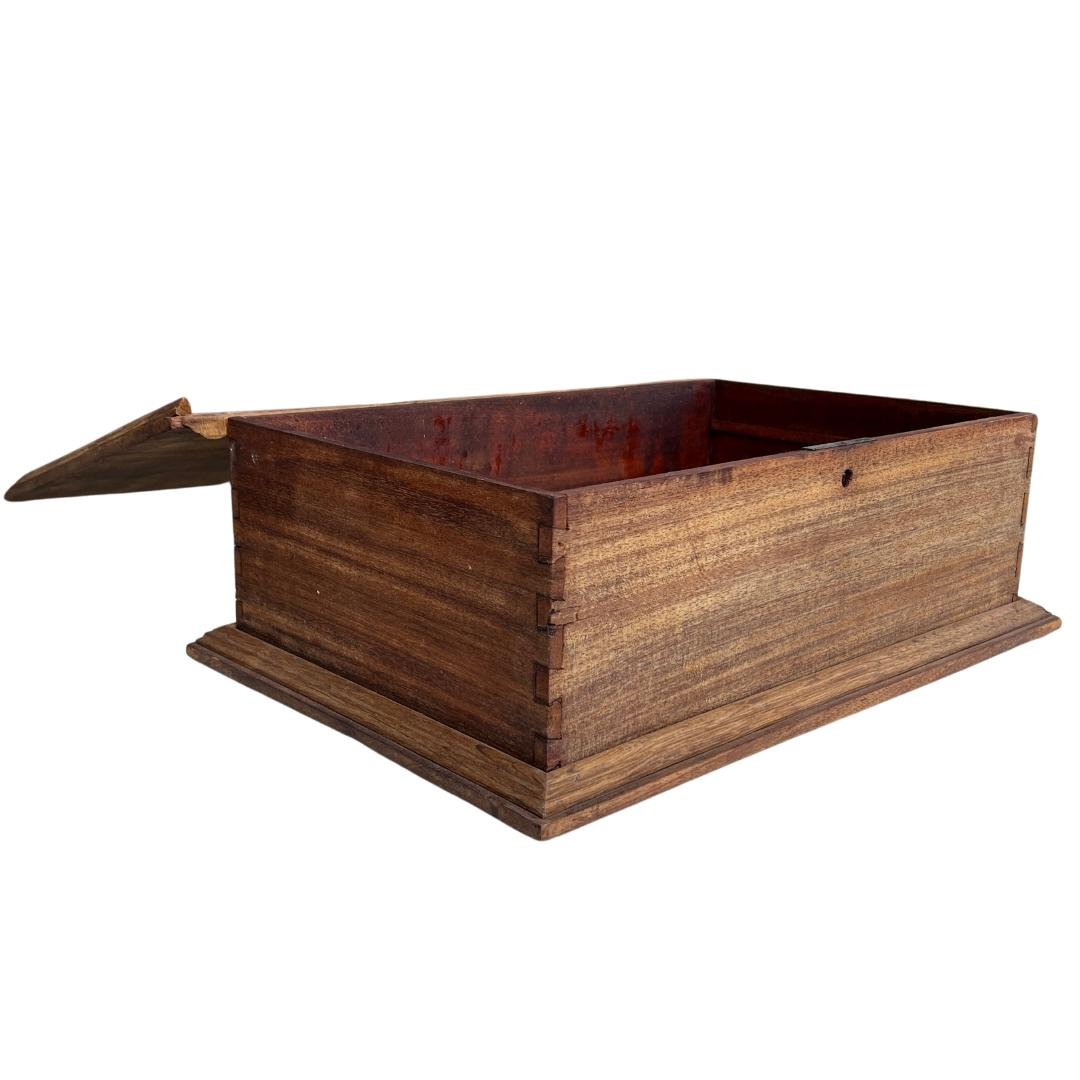 20th Century Early 1900s French Oak Box For Sale