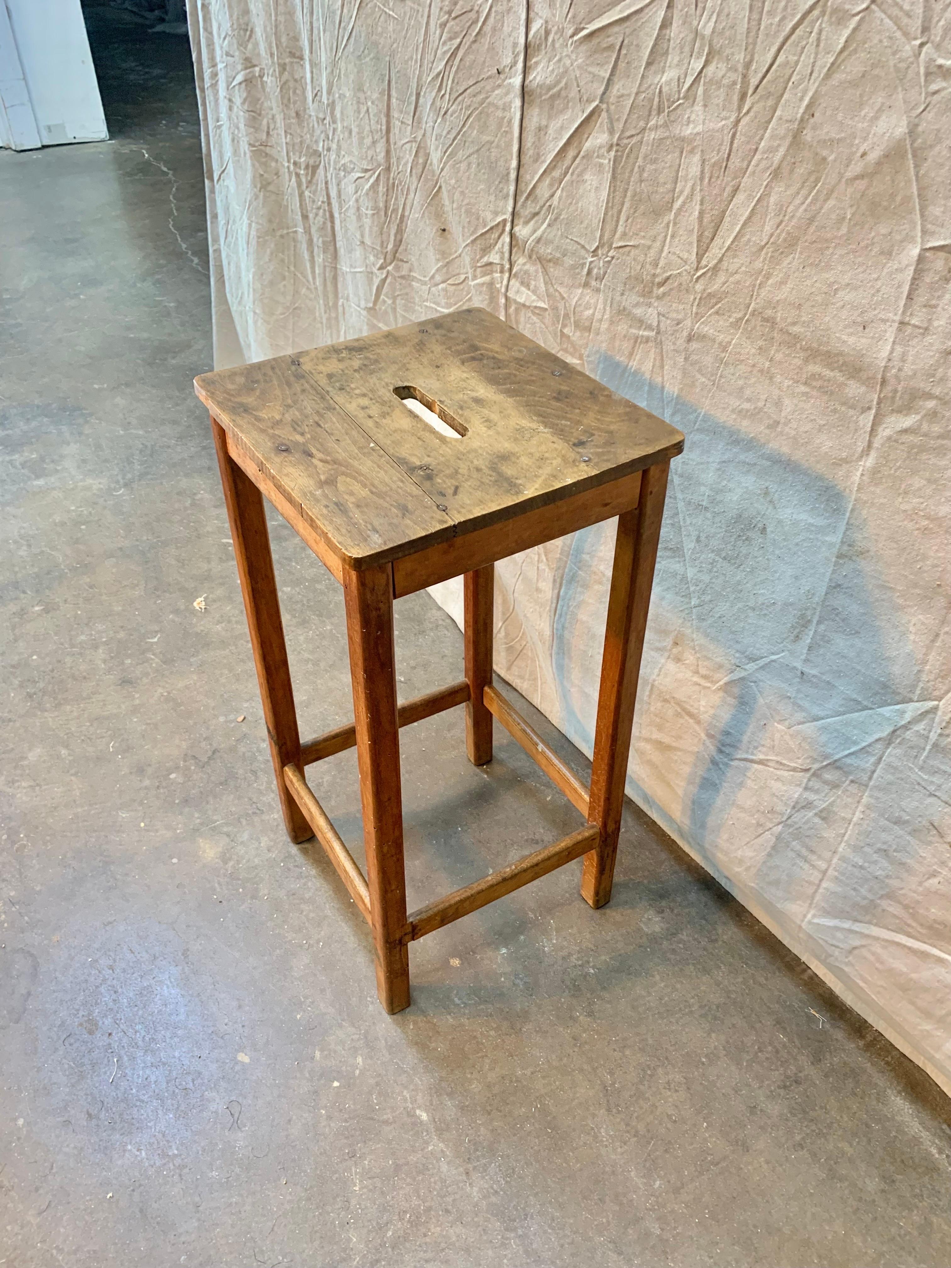 Early 1900s French Pine Train Station Stool In Good Condition For Sale In Burton, TX