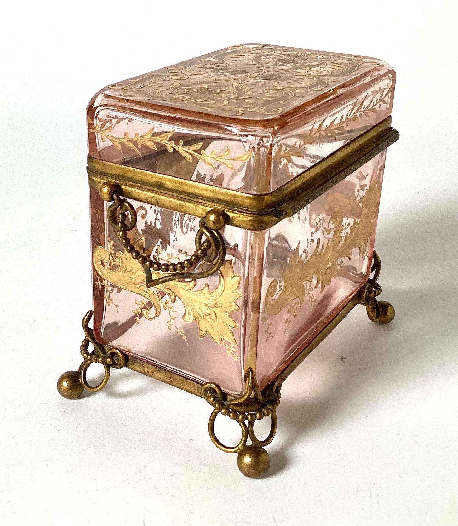 Early 1900's French Pink Glass Dresser Box With Gilt Decoration & Brass Mounts In Good Condition For Sale In Lambertville, NJ