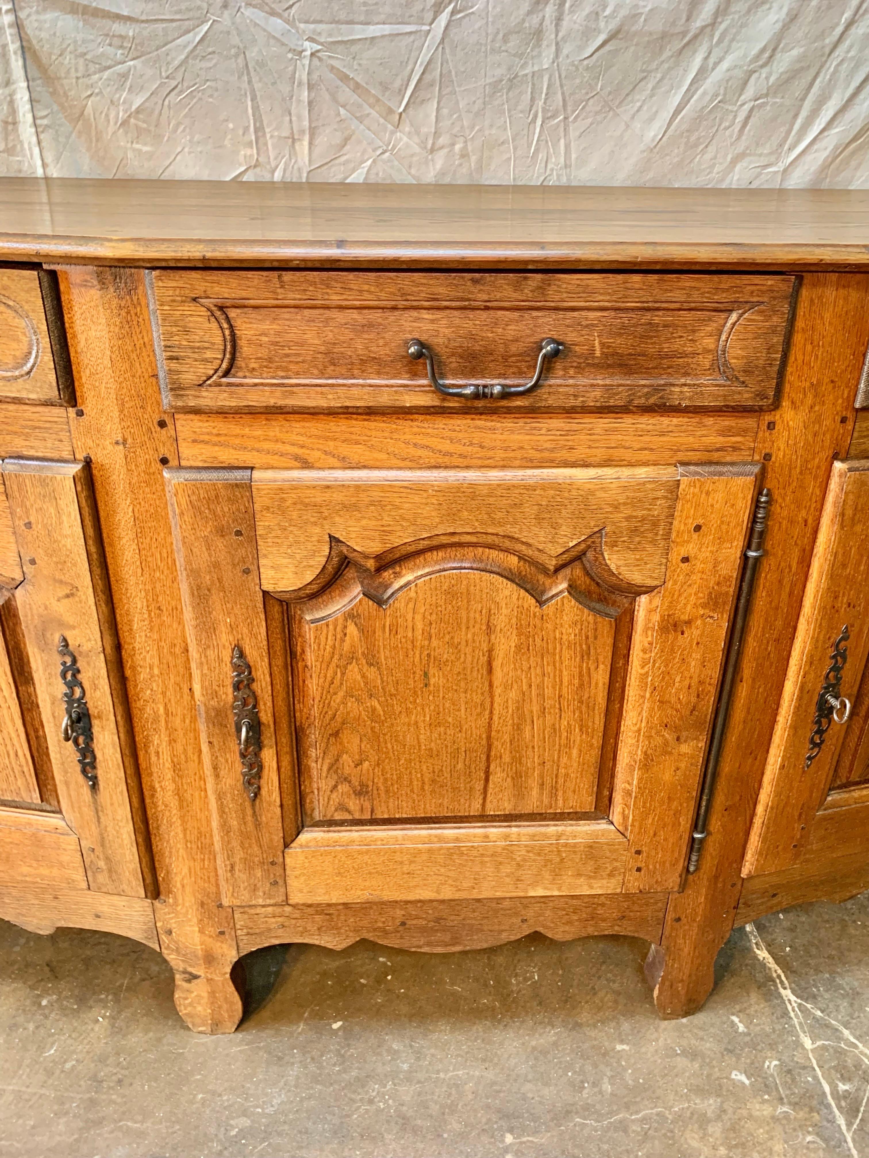 Hand-Crafted Early 1900s French Provincial Oak Buffet Sideboard For Sale