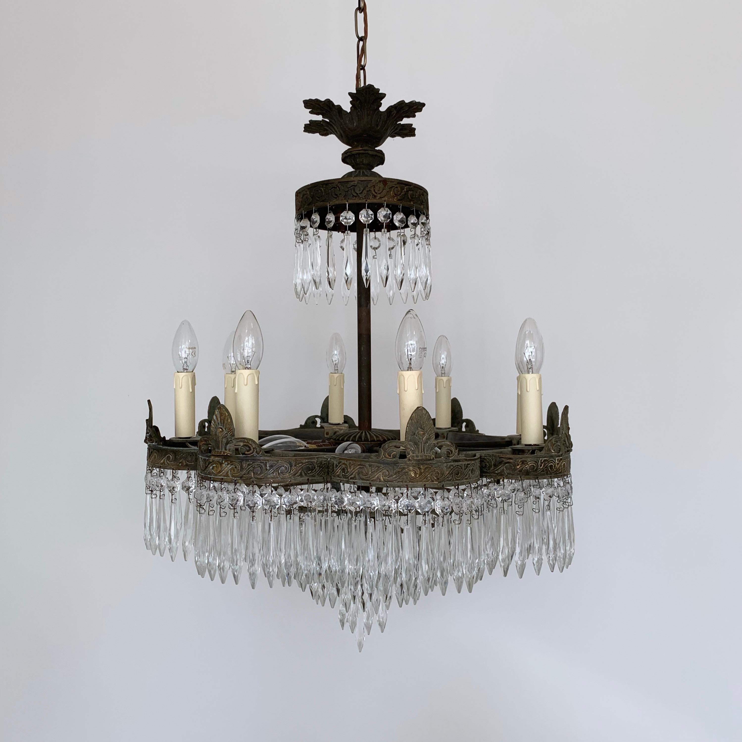 Early 1900s French Waterfall Petal Frame Chandelier with Glass Icicle Drops For Sale 1