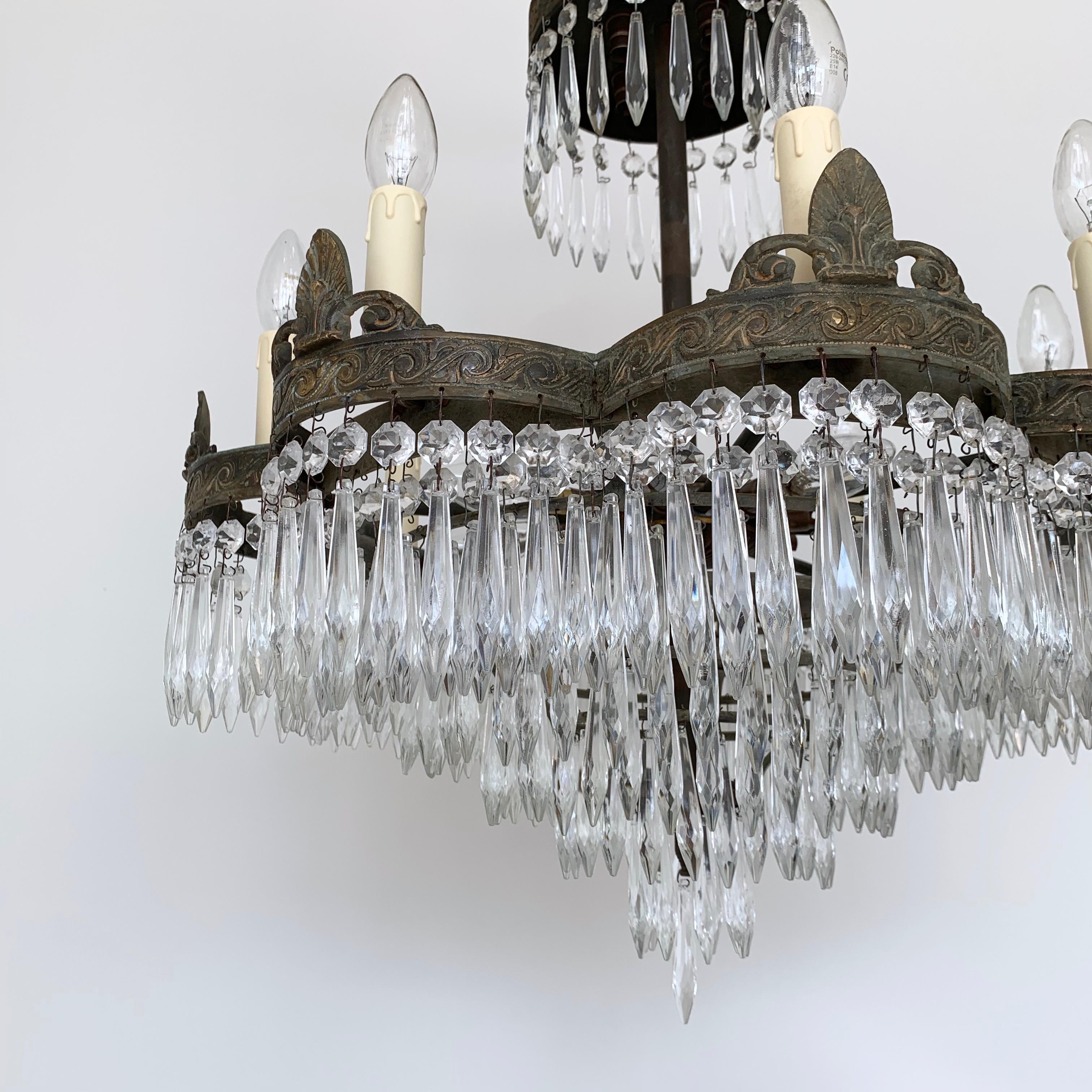 Early 1900s French Waterfall Petal Frame Chandelier with Glass Icicle Drops For Sale 4
