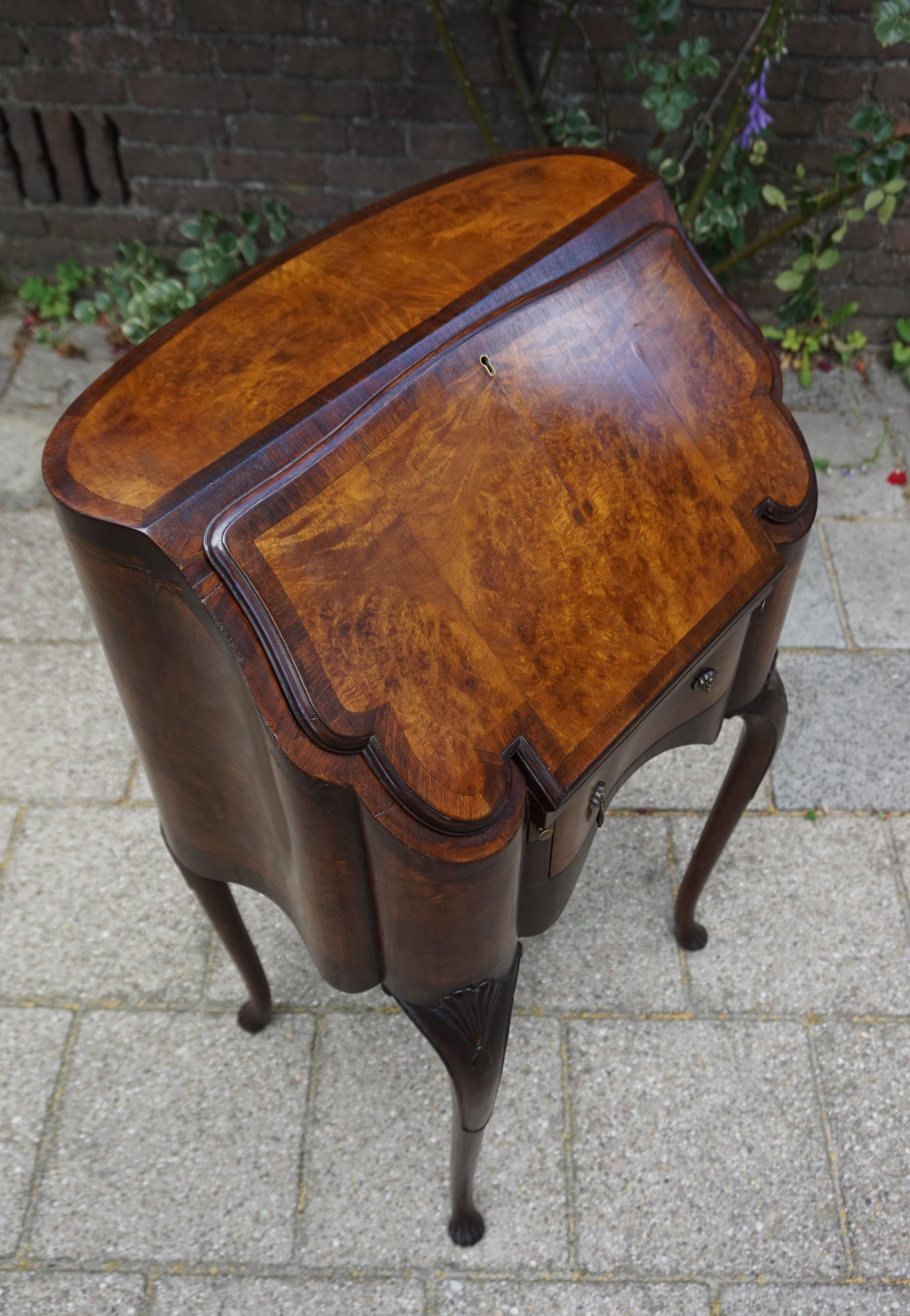 Early 1900s Georgian Style Walnut & Burl Inlaid Ladies Secretary Desk by Gillow 8