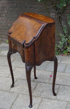 Early 1900s Georgian Style Walnut & Burl Inlaid Ladies Secretary Desk by Gillow