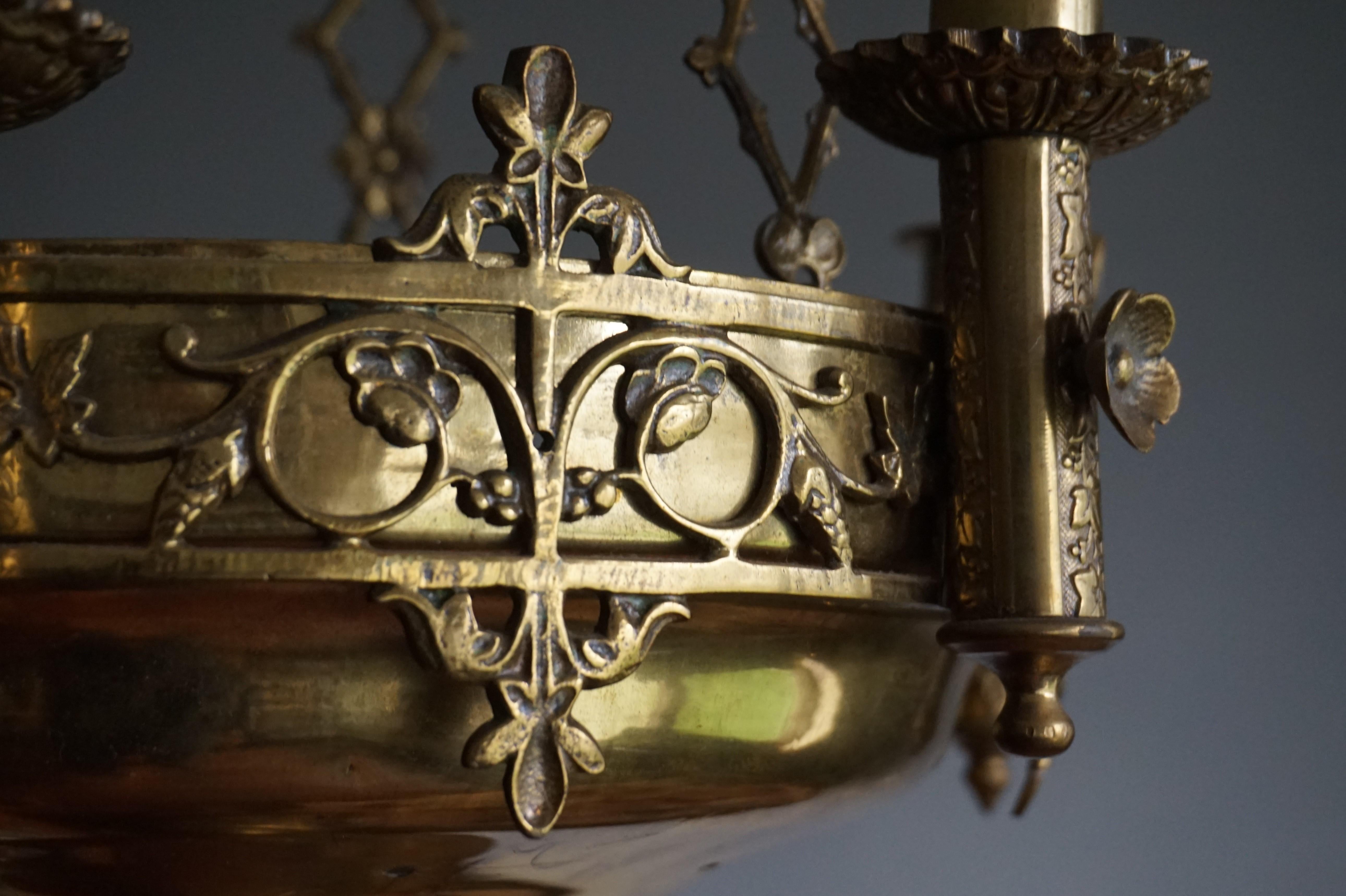 Early 1900s Gothic Revival Brass and Bronze Church Candle Chandelier / Pendant In Good Condition For Sale In Lisse, NL