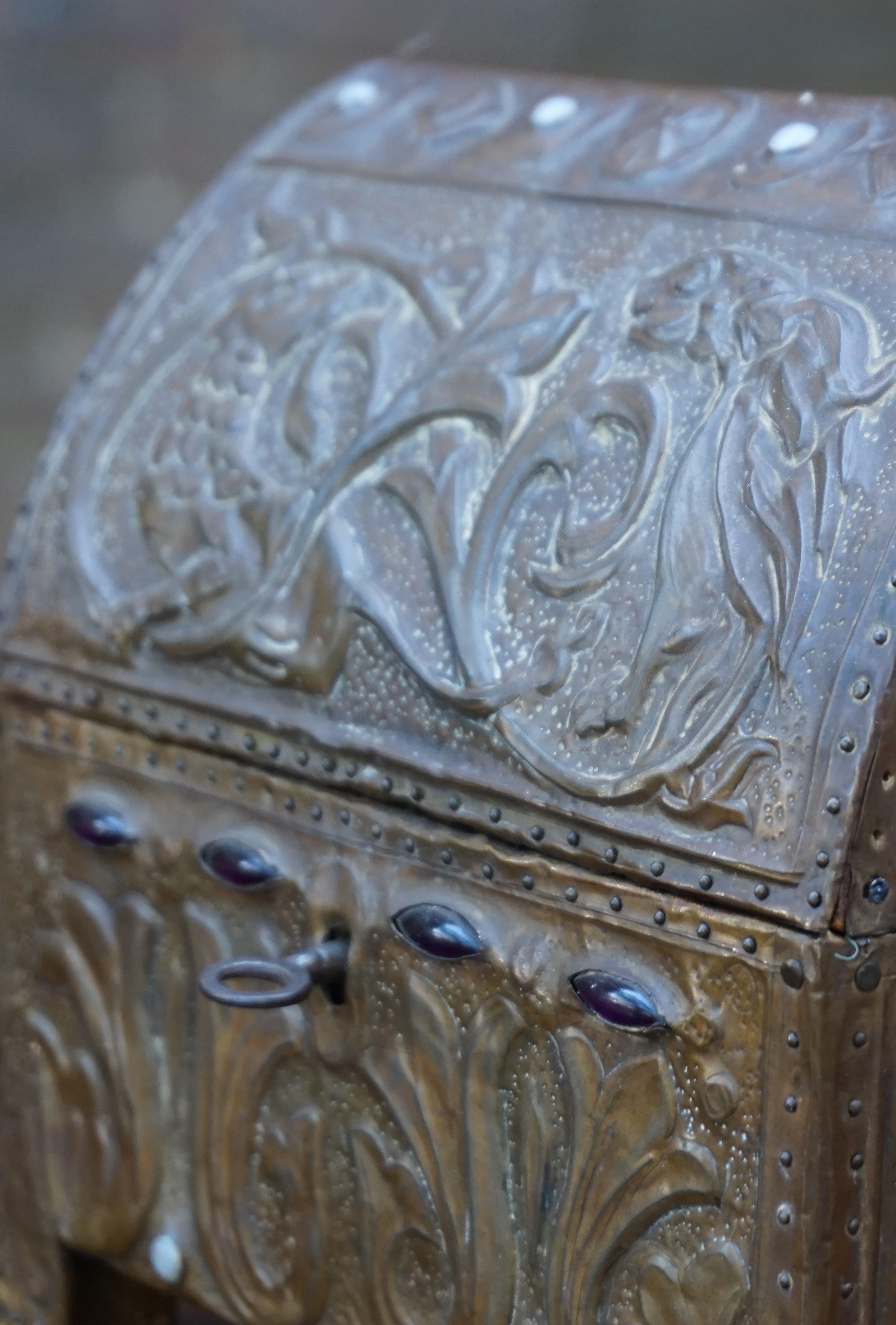 Early 1900s Gothic Revival Embossed Copper & Inlaid Stones Wooden Box with Key 6