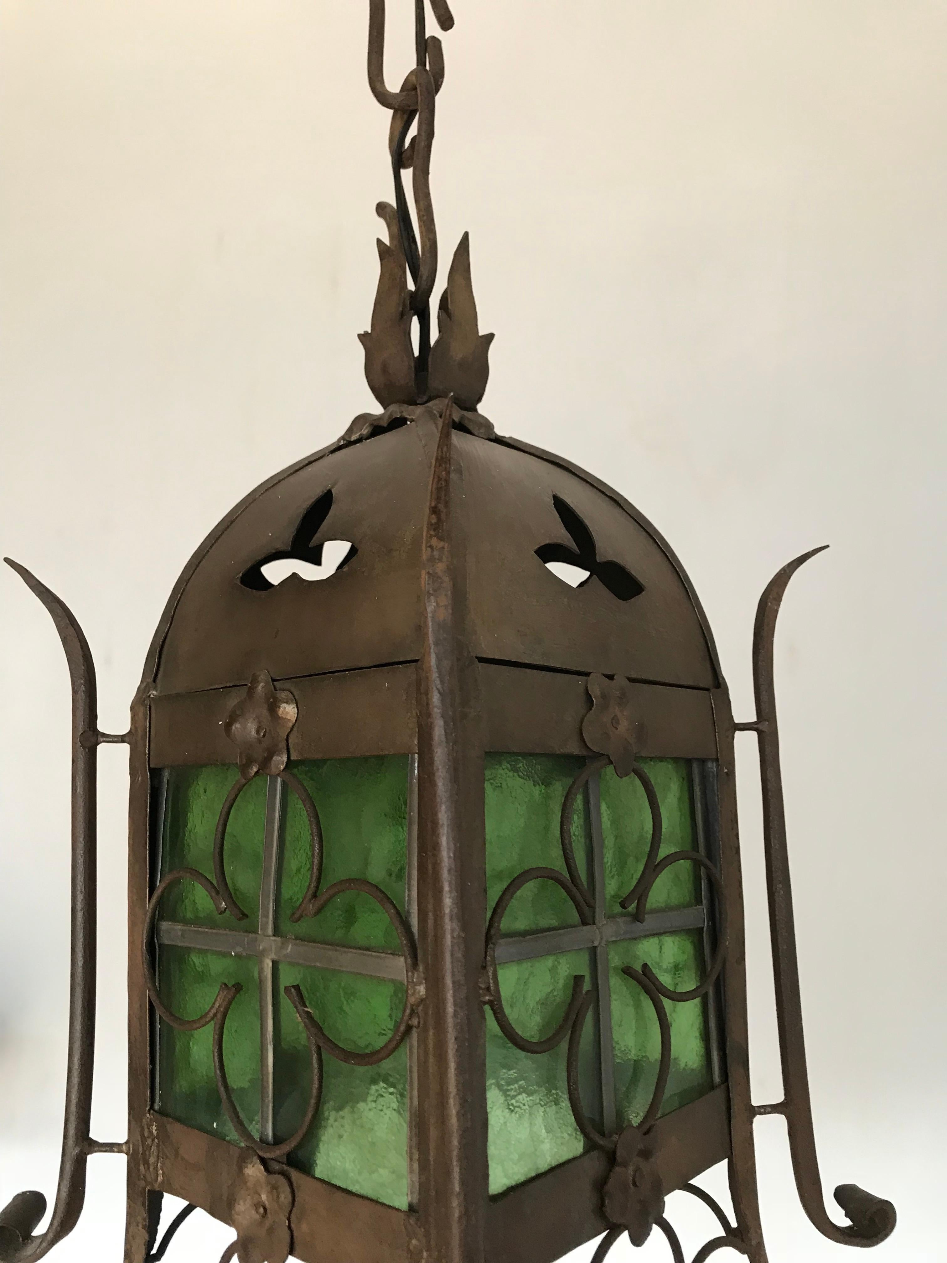 Early 1900s Gothic Revival Wrought Iron and Stained Glass Lantern / Fixture In Good Condition In Lisse, NL