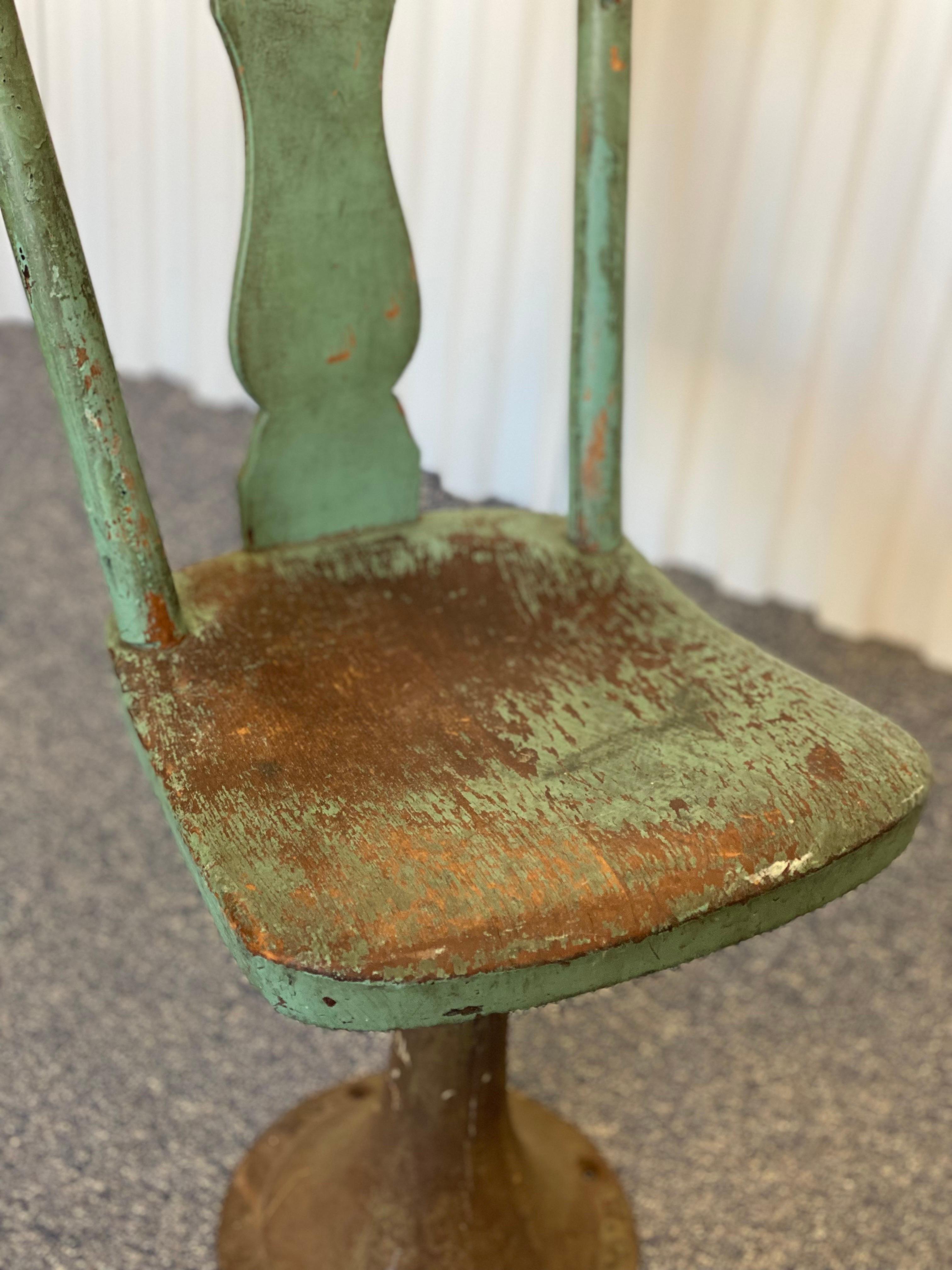 Chaise de bureau pour enfant en bois et metal & Greene & Greene Wood &wood du début des années 1900 par W.G. Shattuck en vente 1