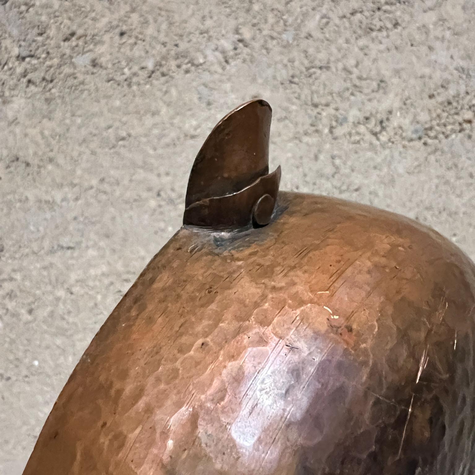 Early 1900s Hammered Copper Ashtray For Sale 3