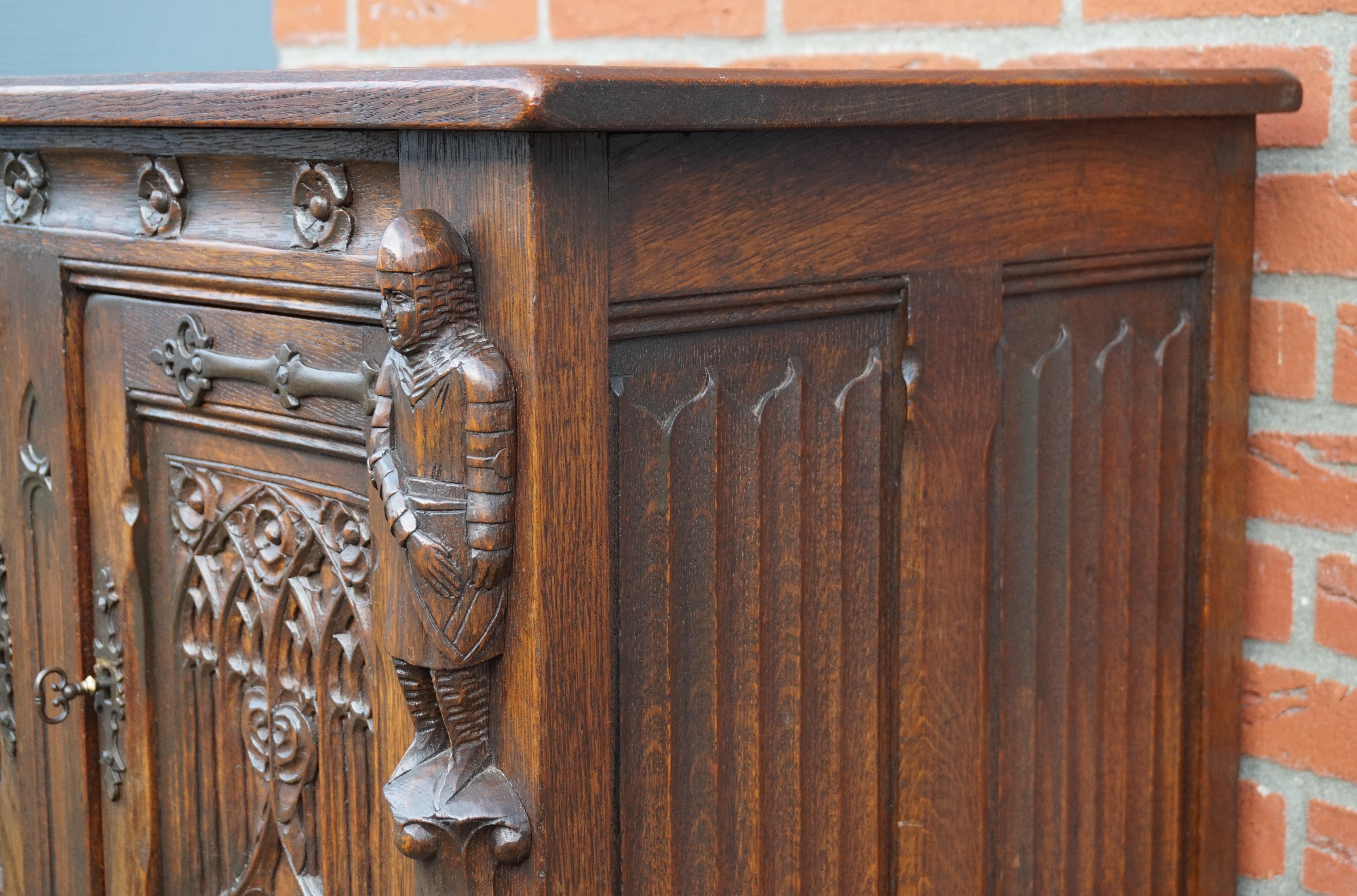 Early 1900s Hand Carved Gothic Revival Oak Drinks Cabinet / Dry Bar with Knights 8