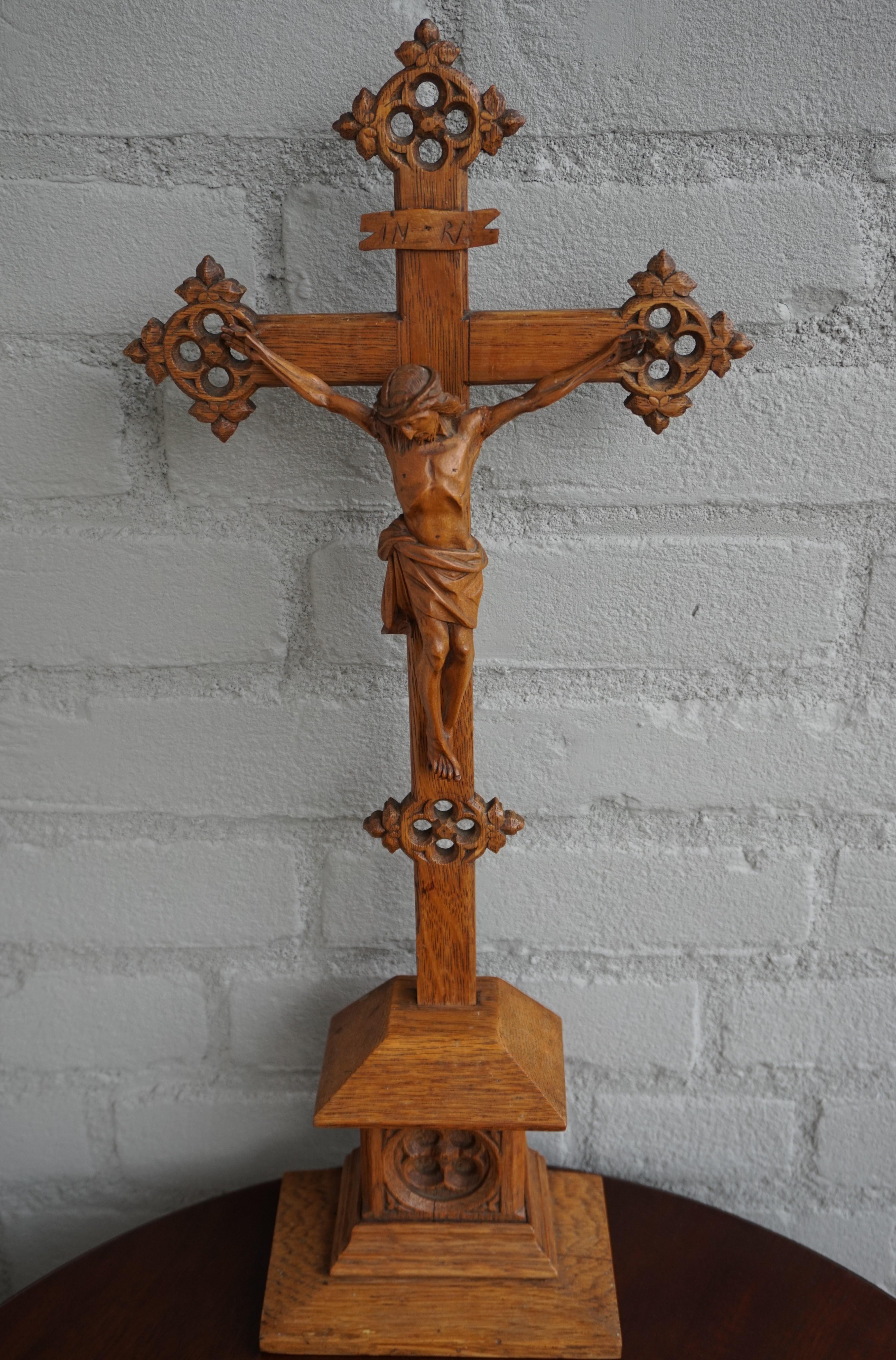 Early 1900s Hand Carved Gothic Revival Table Crucifix with Corpus of Christ 1910 10