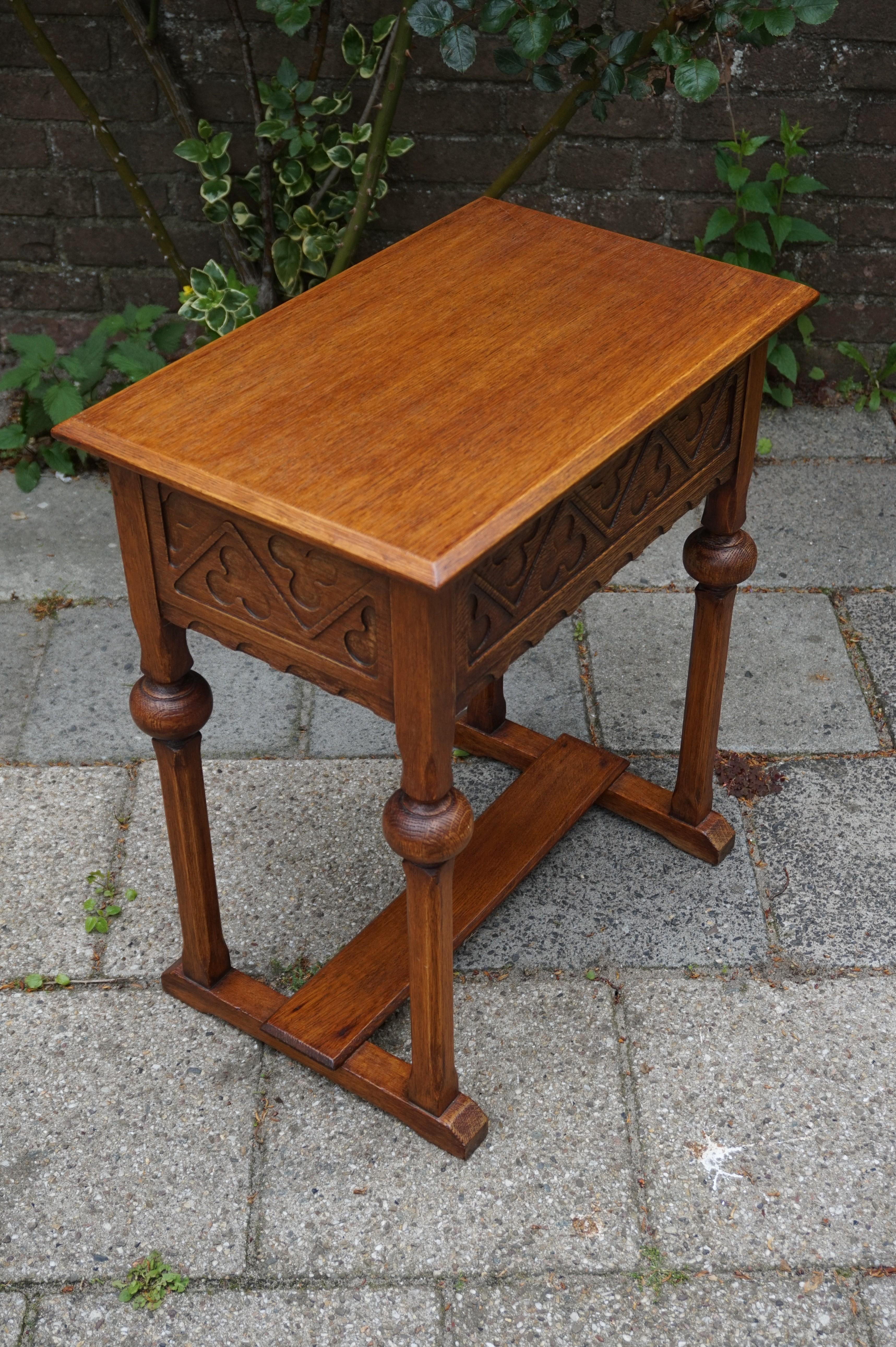 Early 1900s Handcrafted Gothic Revival Work or Side Table with Trefoil Decor 10