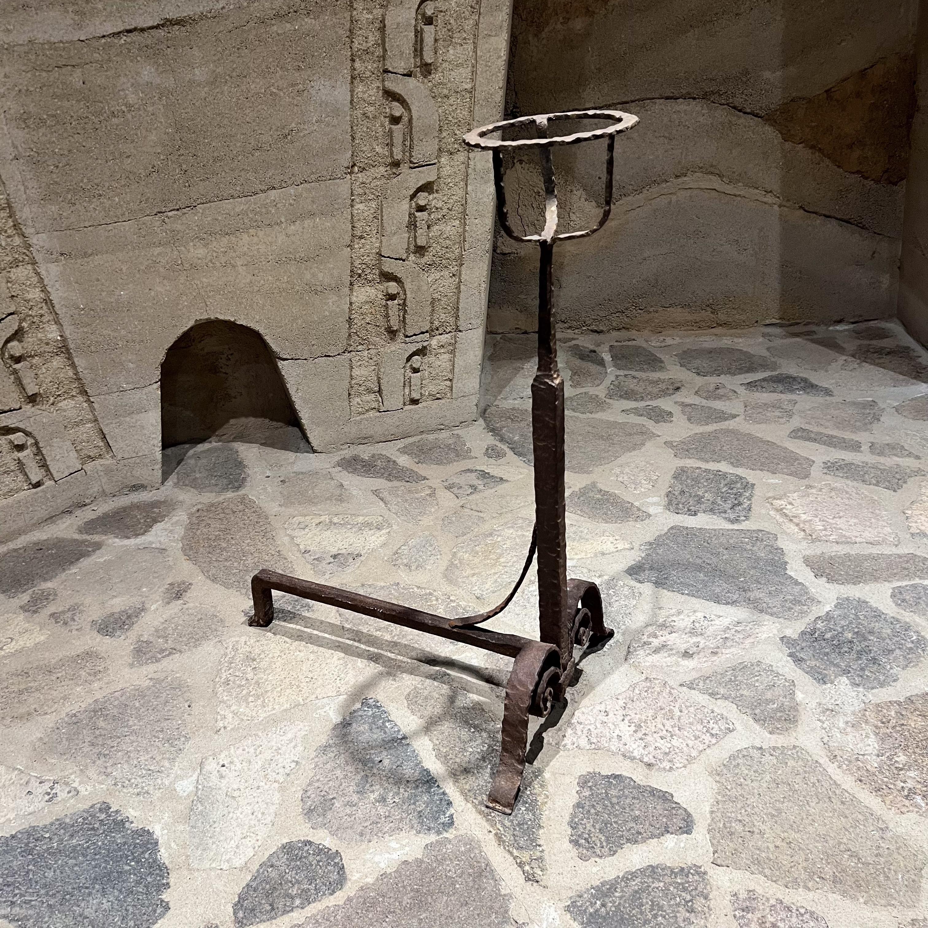 American Early 1900s Hand Forged Iron Textured Andiron and Candleholder For Sale