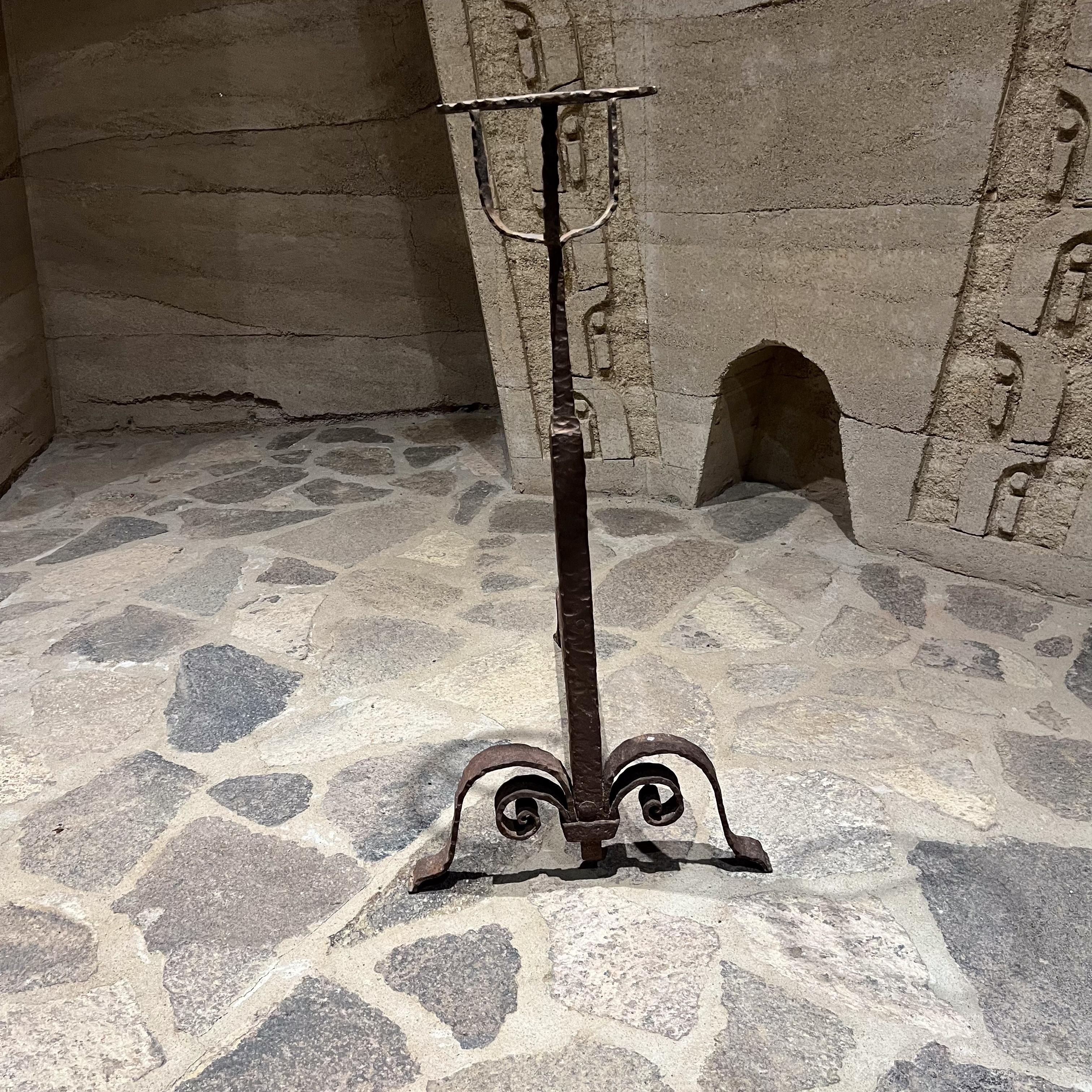 20th Century Early 1900s Hand Forged Iron Textured Andiron and Candleholder For Sale