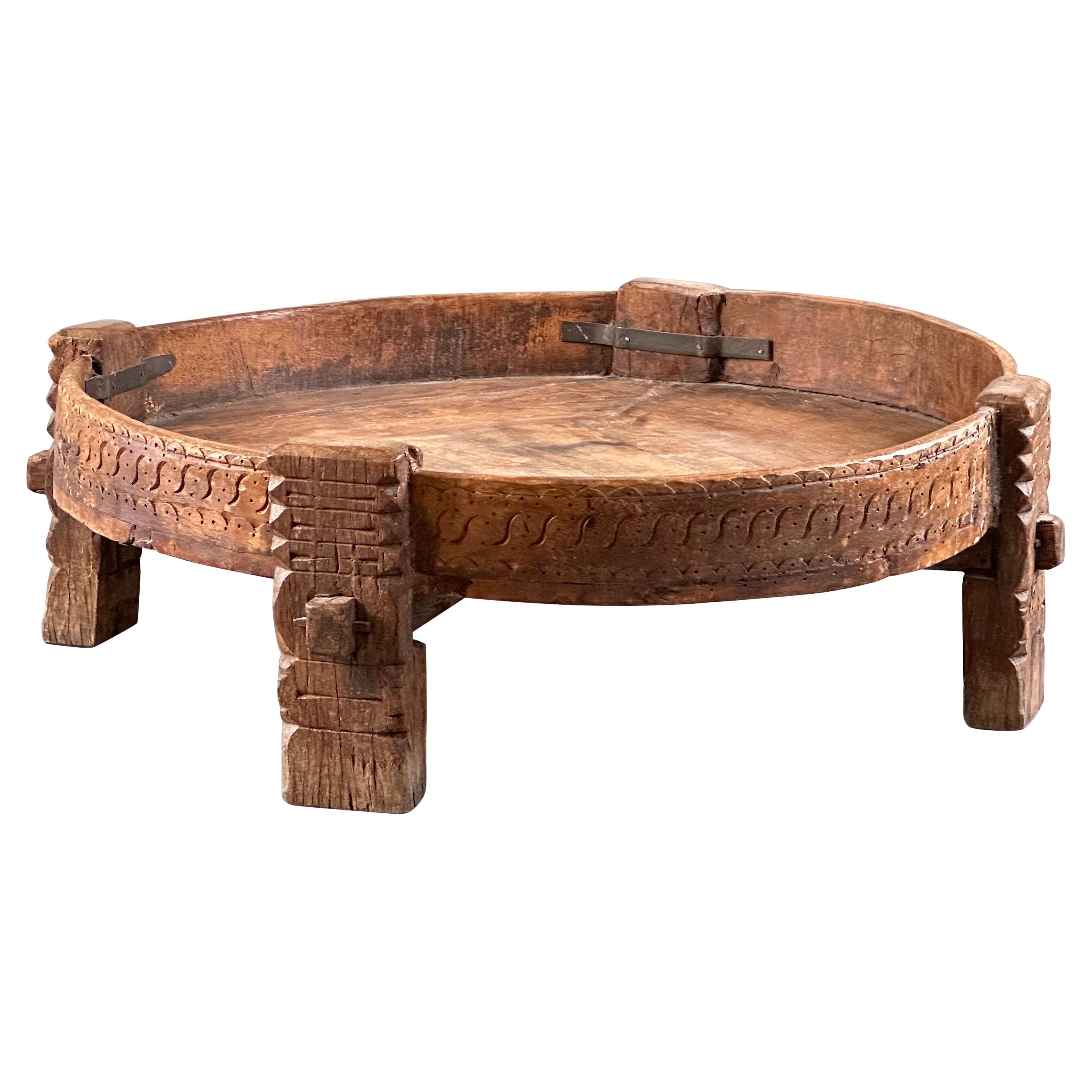 Table basse chakki Grinder indienne du début des années 1900