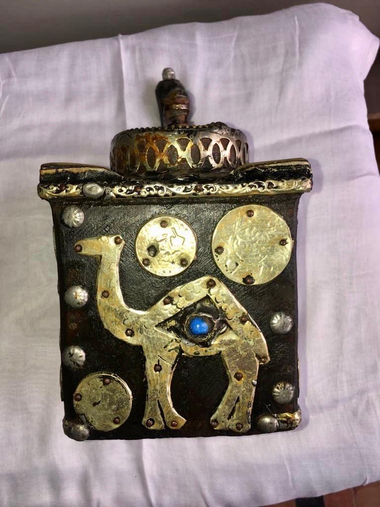 20th Century Early 1900s Moroccan Hand Crank Coffee Grinder Silver, Brass Coins Functional For Sale