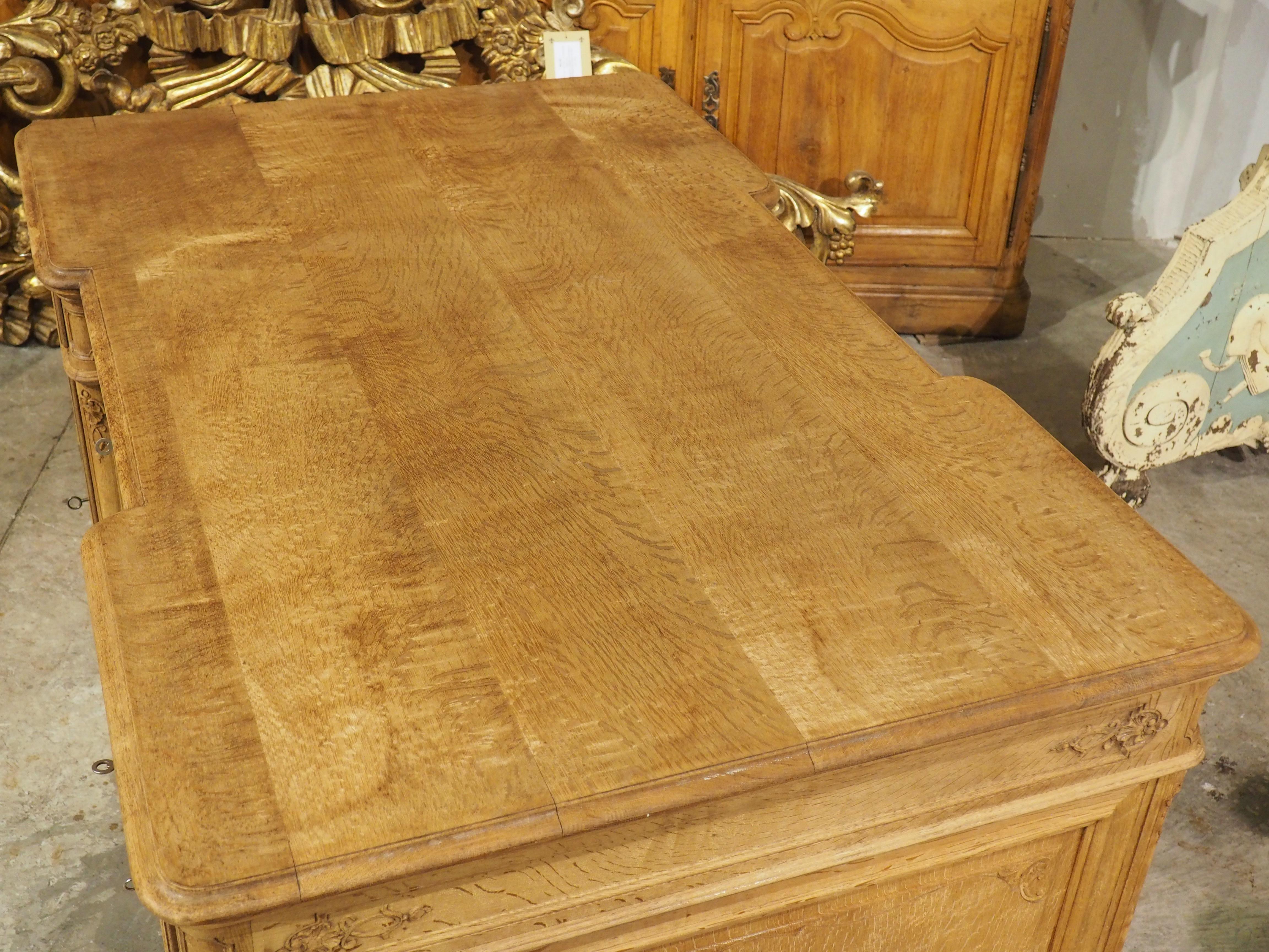 Early 1900s Regence Style Bleached Oak Partners Desk from France For Sale 12