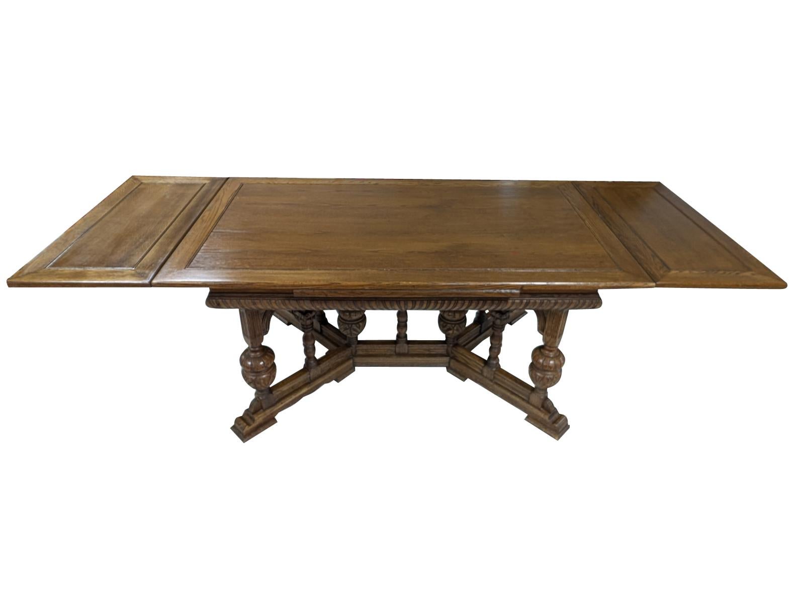 Mesa de comedor de estilo renacentista de principios de 1900, roble, 5-8 pies Renacimiento en venta