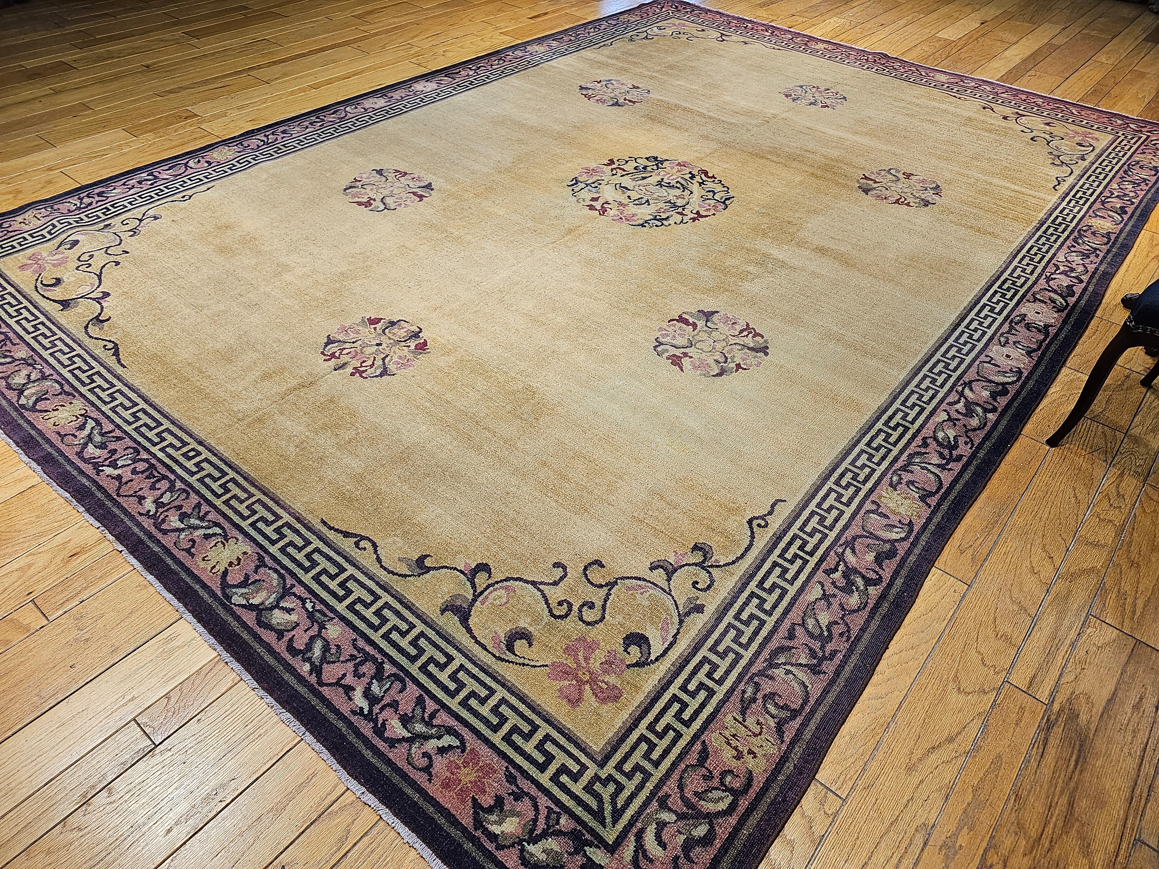 Early 1900s Room Size Indian Agra in Wheat, Burgundy, Olive Green, Brown, Pink For Sale 7