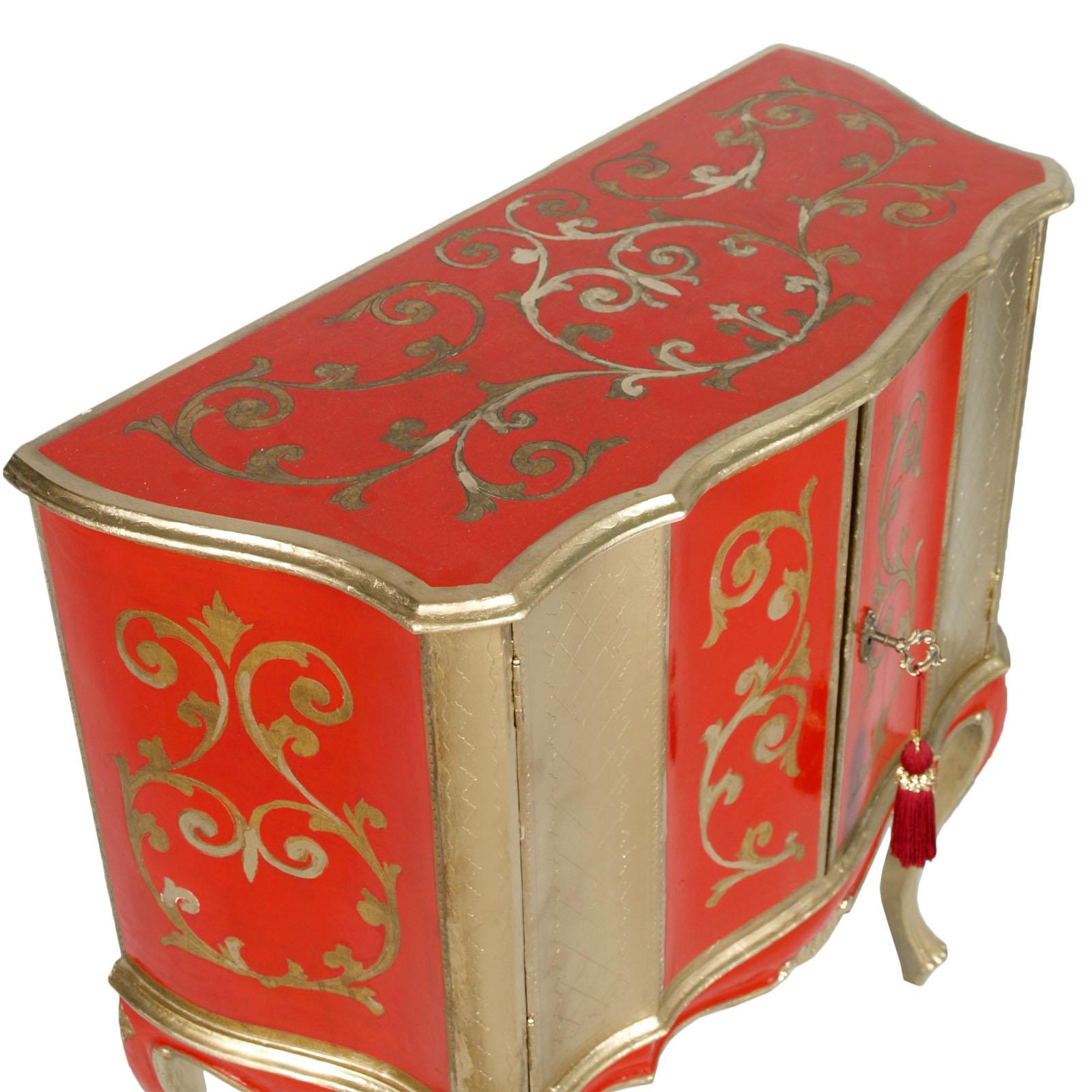 Art Nouveau Early 1900s Small Sideboard from Florence, Gold Leaf and Florentine Red Lacquer For Sale