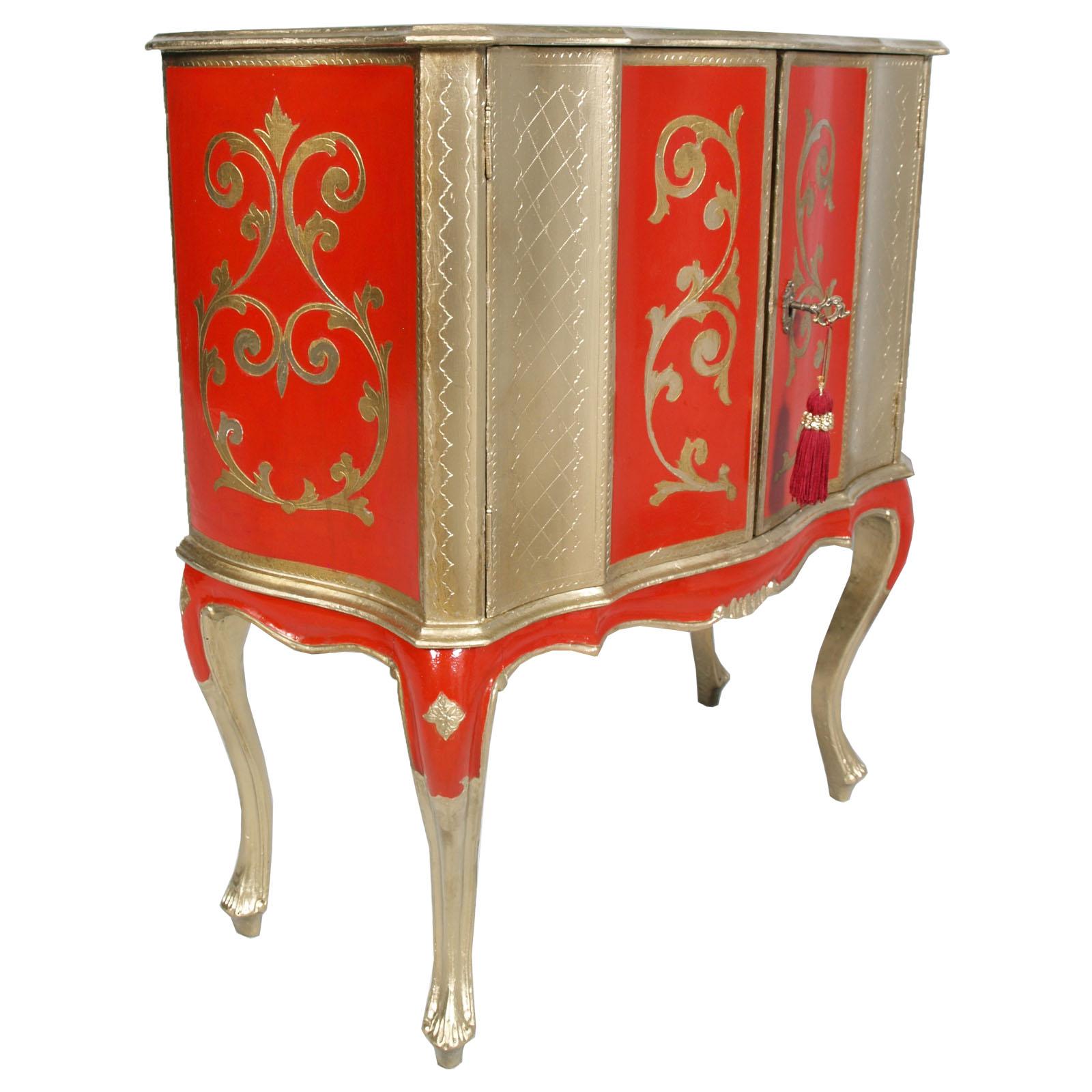 Italian Early 1900s Small Sideboard from Florence, Gold Leaf and Florentine Red Lacquer For Sale