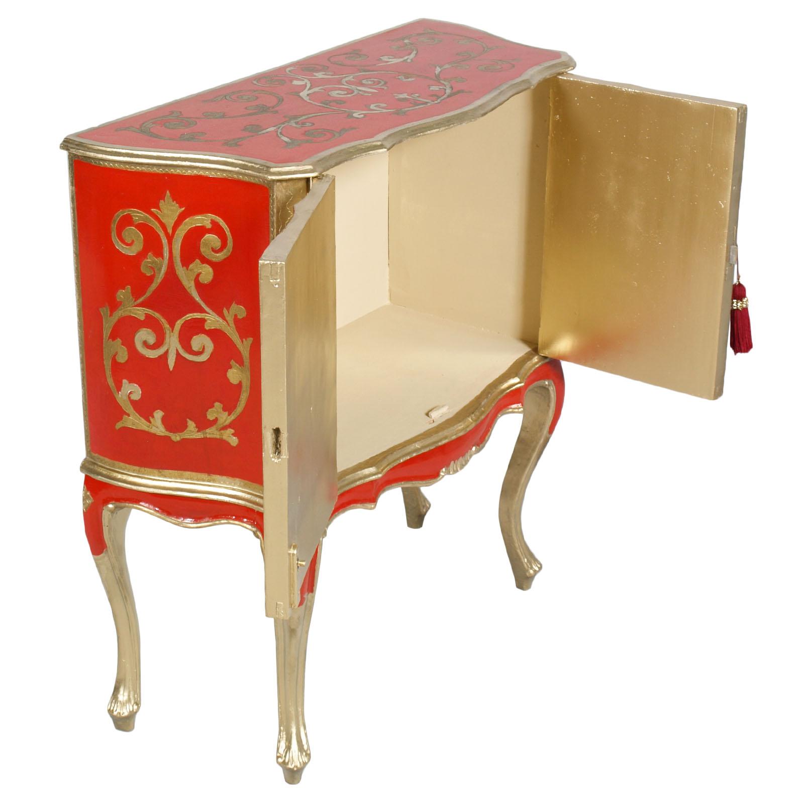 Carved Early 1900s Small Sideboard from Florence, Gold Leaf and Florentine Red Lacquer For Sale