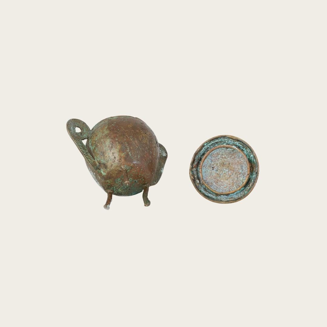 Brûleur d'encens suédois en bronze patiné du début des années 1900 Bon état - En vente à Brooklyn, NY