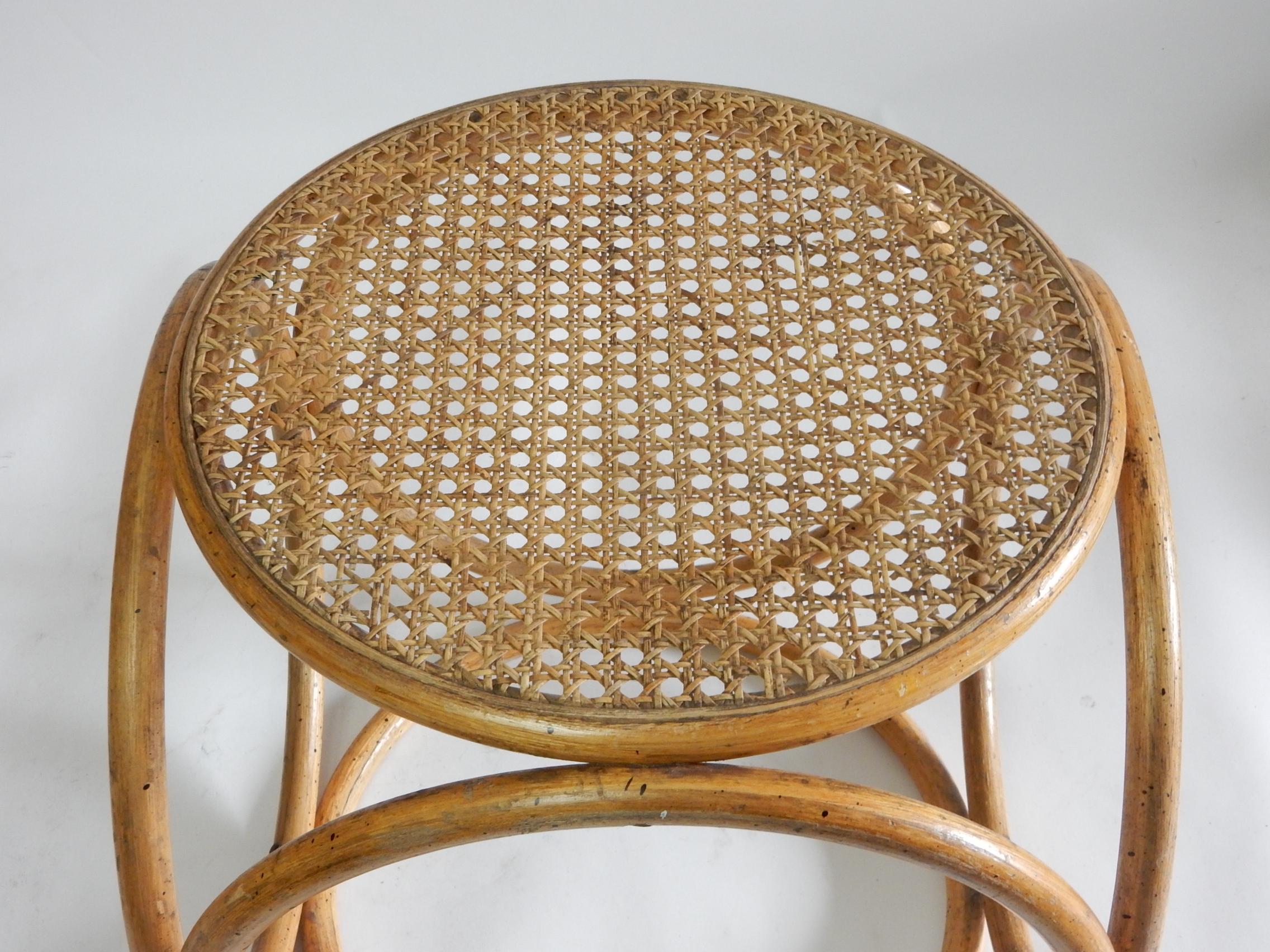 Bauhaus Early 1900's Thonet Bent Rattan & Wicker Stool en vente