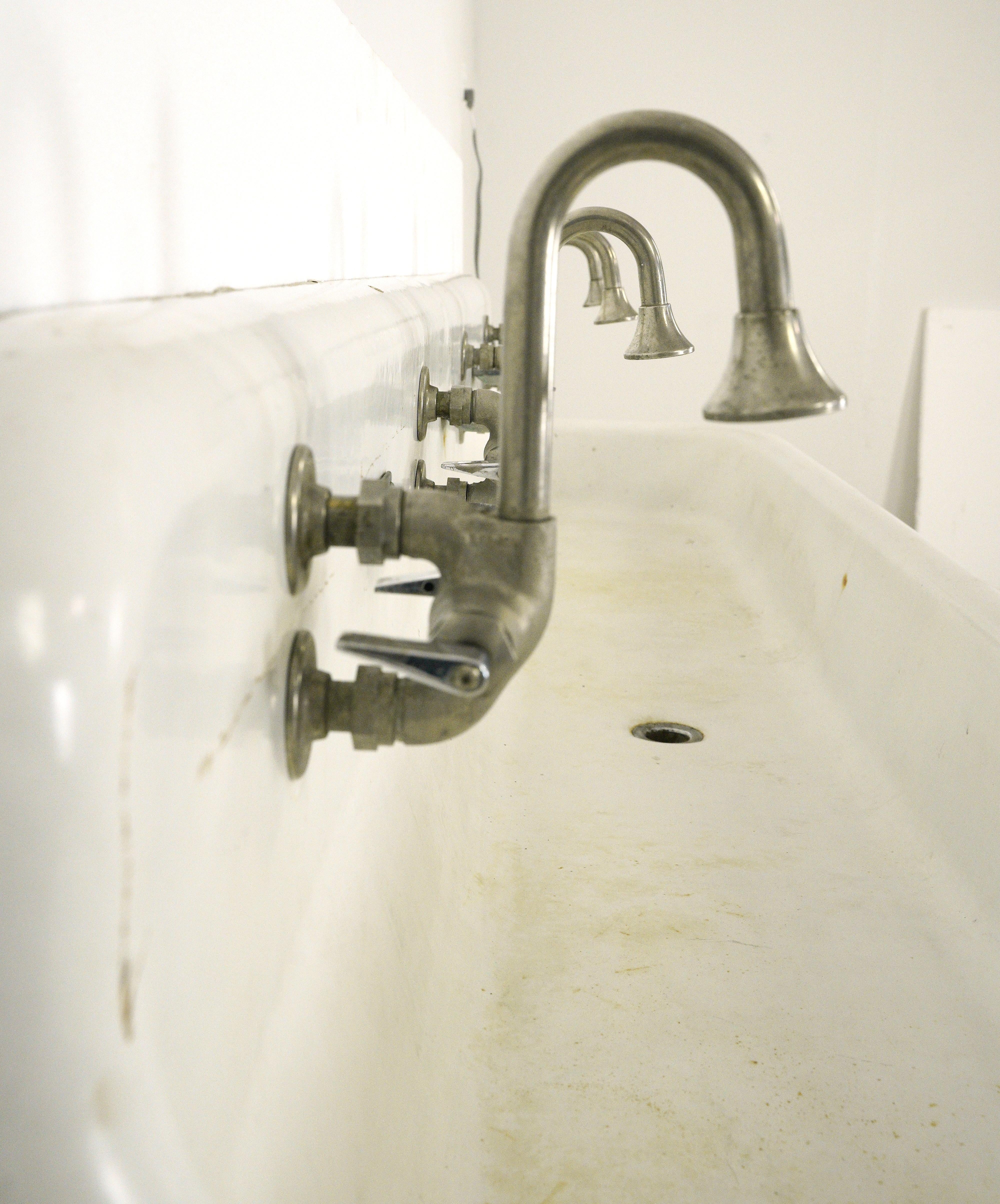 Early 1900s Trough Gang Sink with Original Pedestal Legs 1