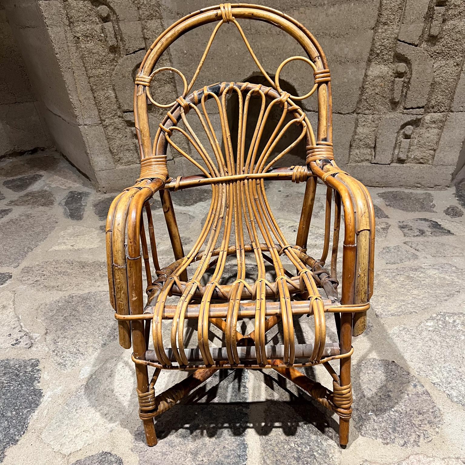 Early 1900s Vintage Children's Wicker Armchair Arched Rattan For Sale 6