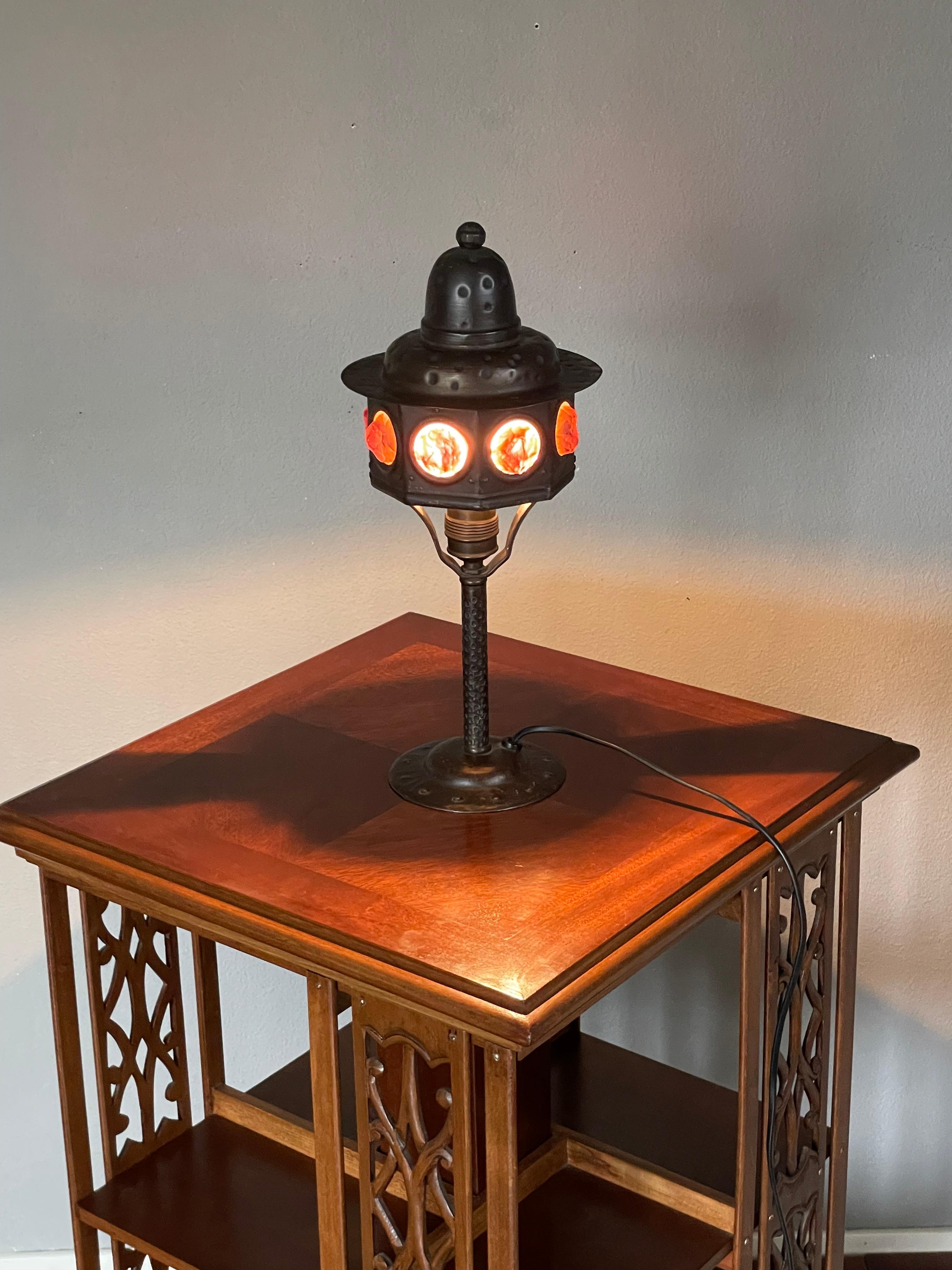 Early 1900s Wrought Iron & Chunky Glass-Like Arts and Crafts Table / Desk Lamp For Sale 7